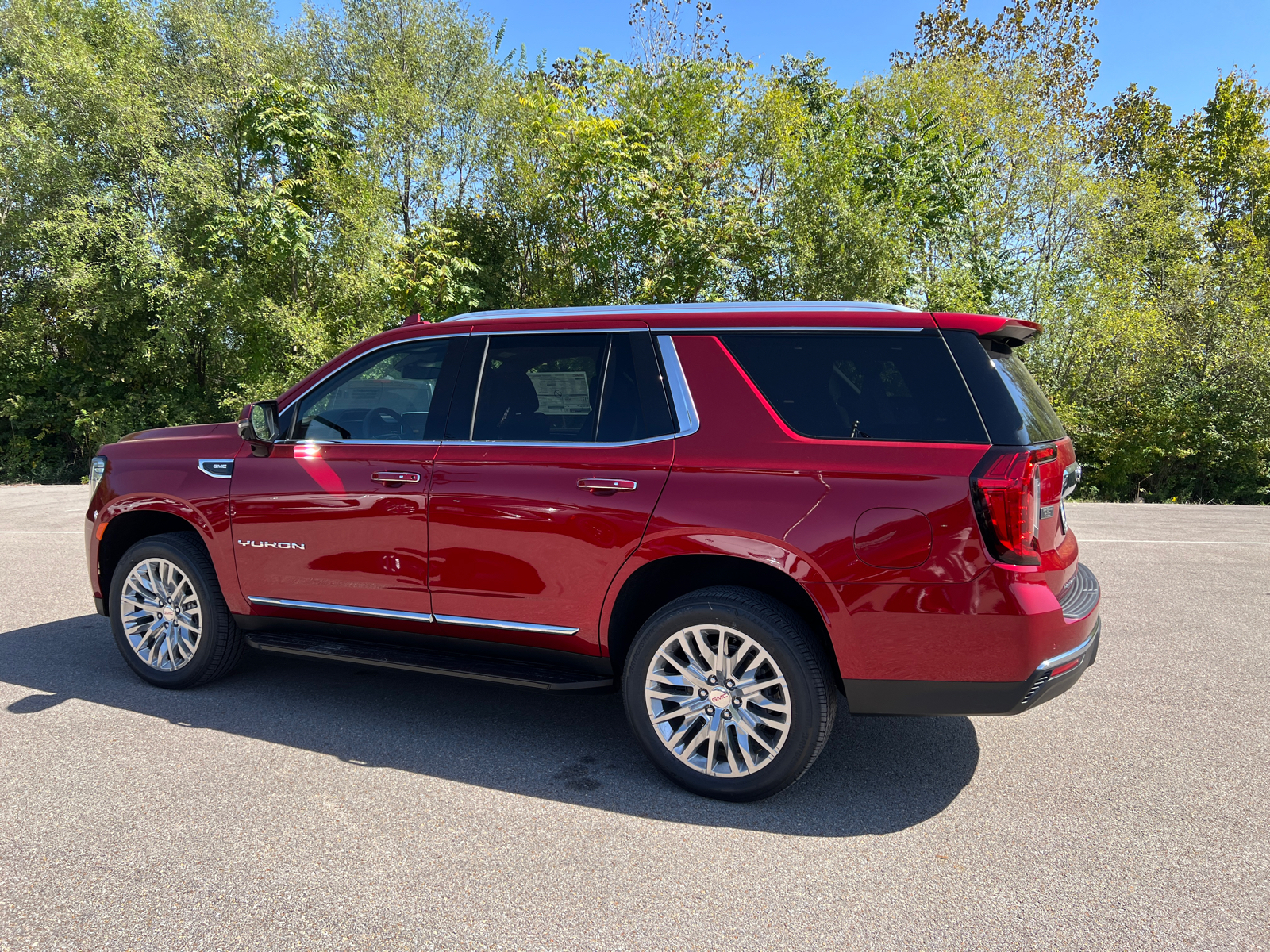 2024 GMC Yukon SLT 9