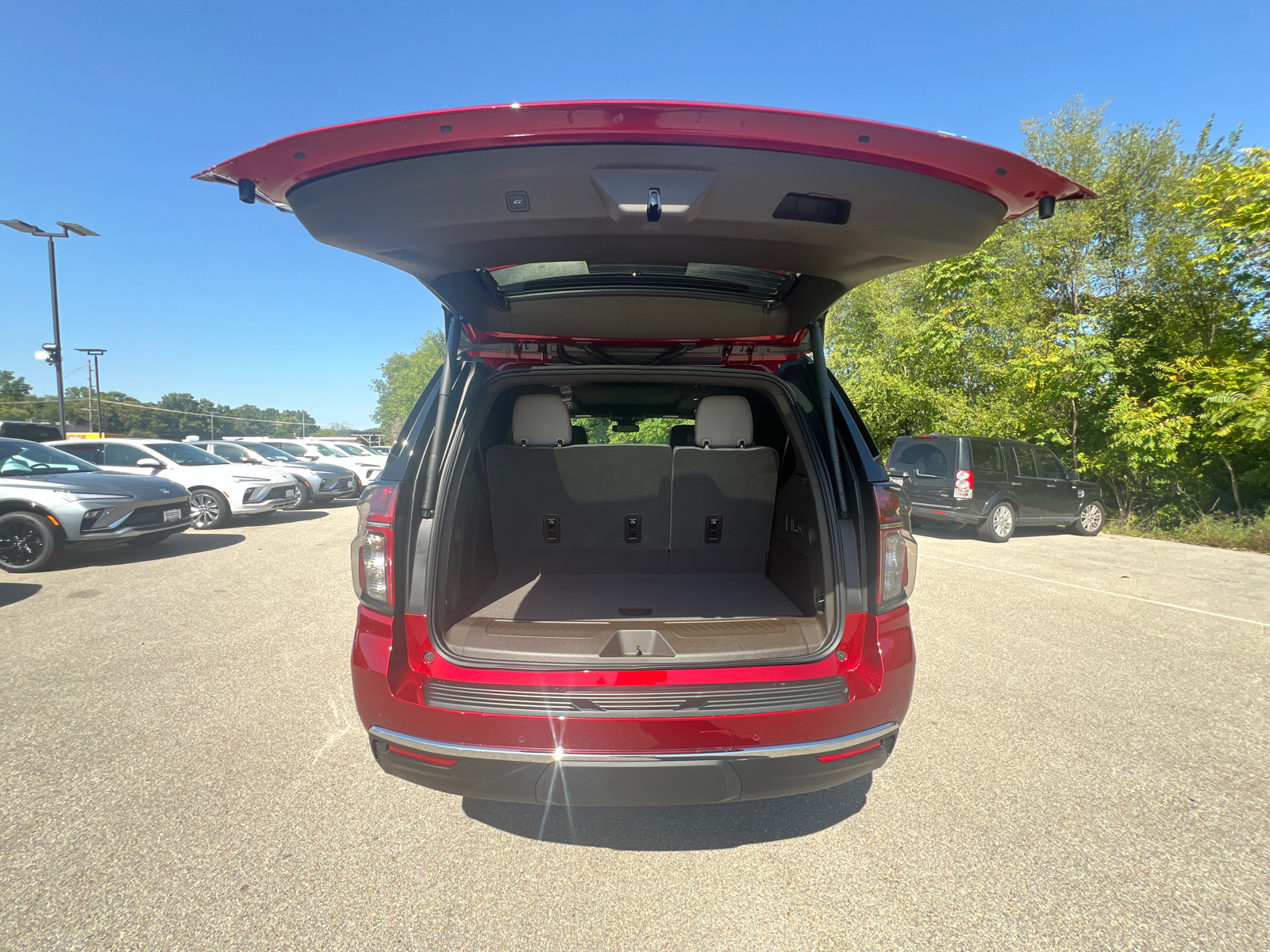 2024 Chevrolet Tahoe LT 14