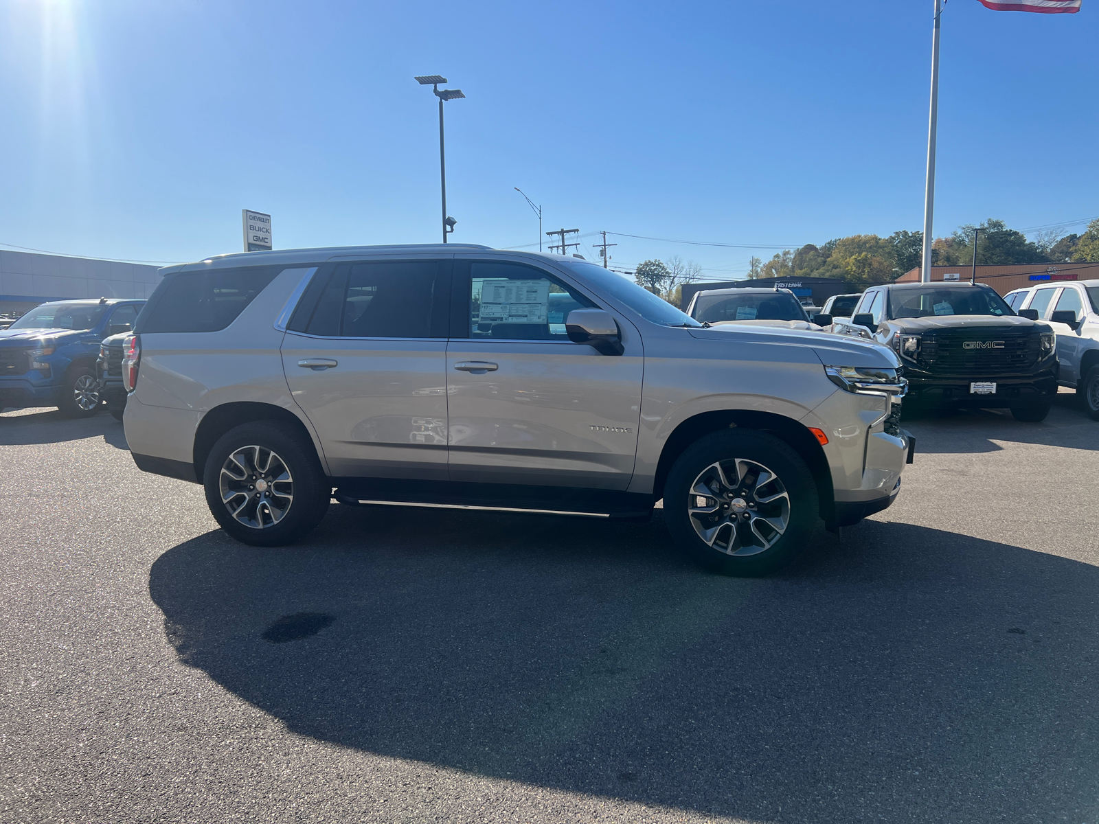 2024 Chevrolet Tahoe LS 3