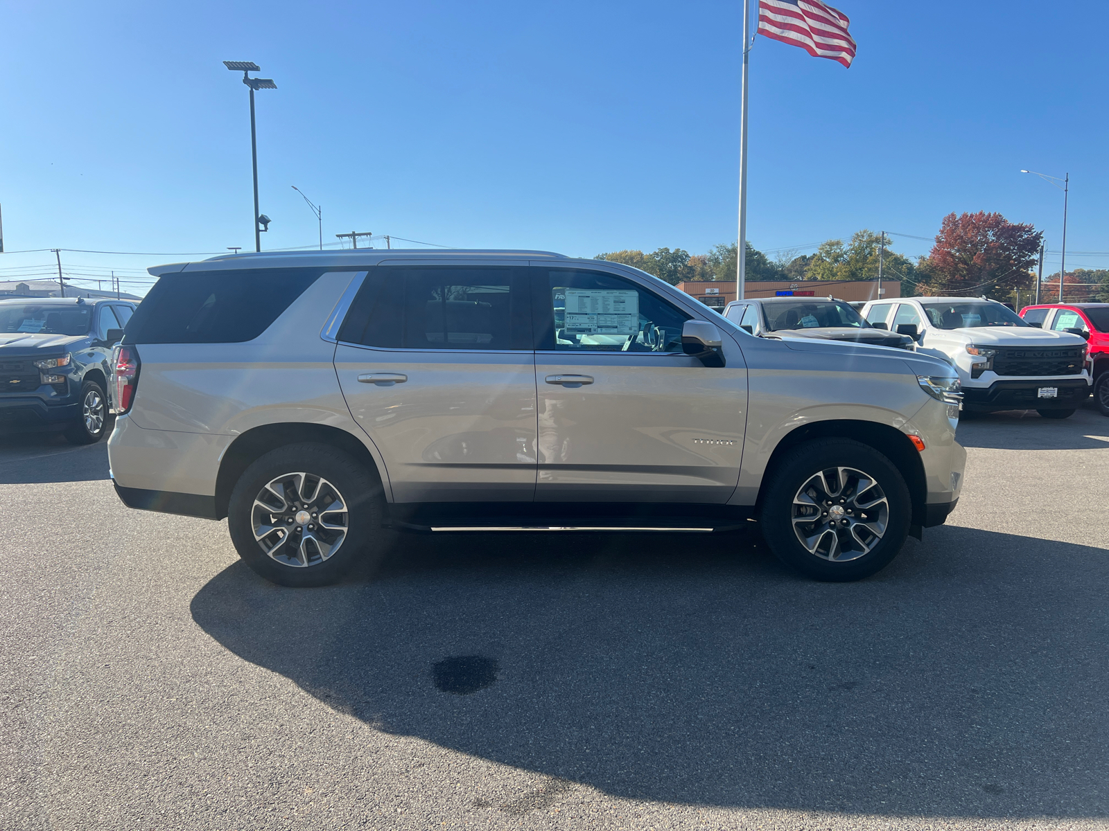 2024 Chevrolet Tahoe LS 16