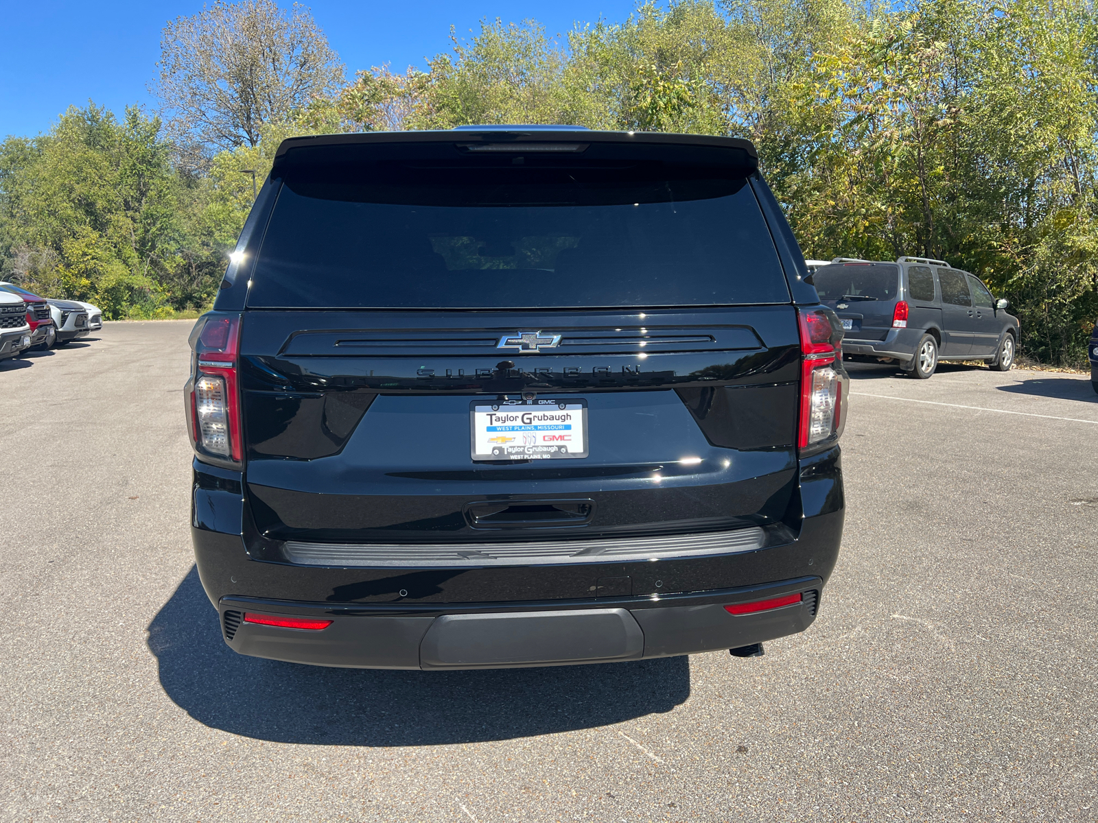 2024 Chevrolet Suburban Z71 11