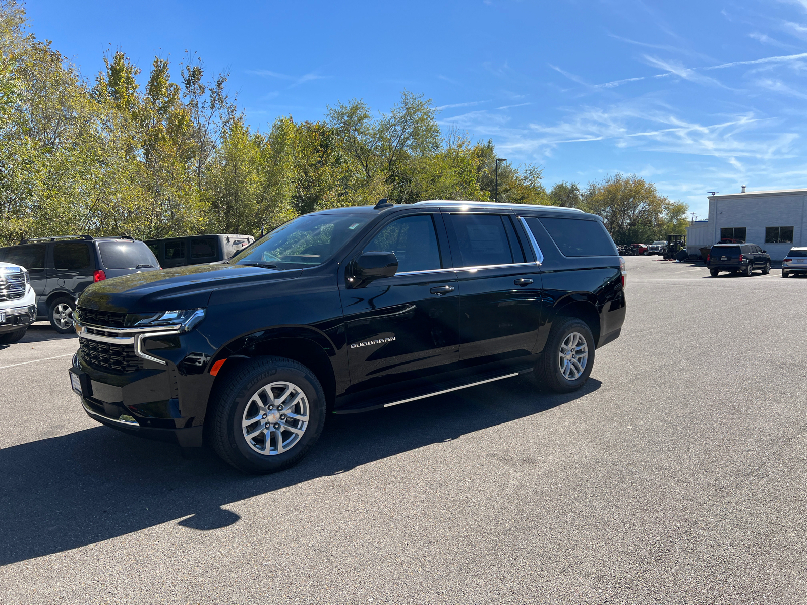 2024 Chevrolet Suburban LS 7