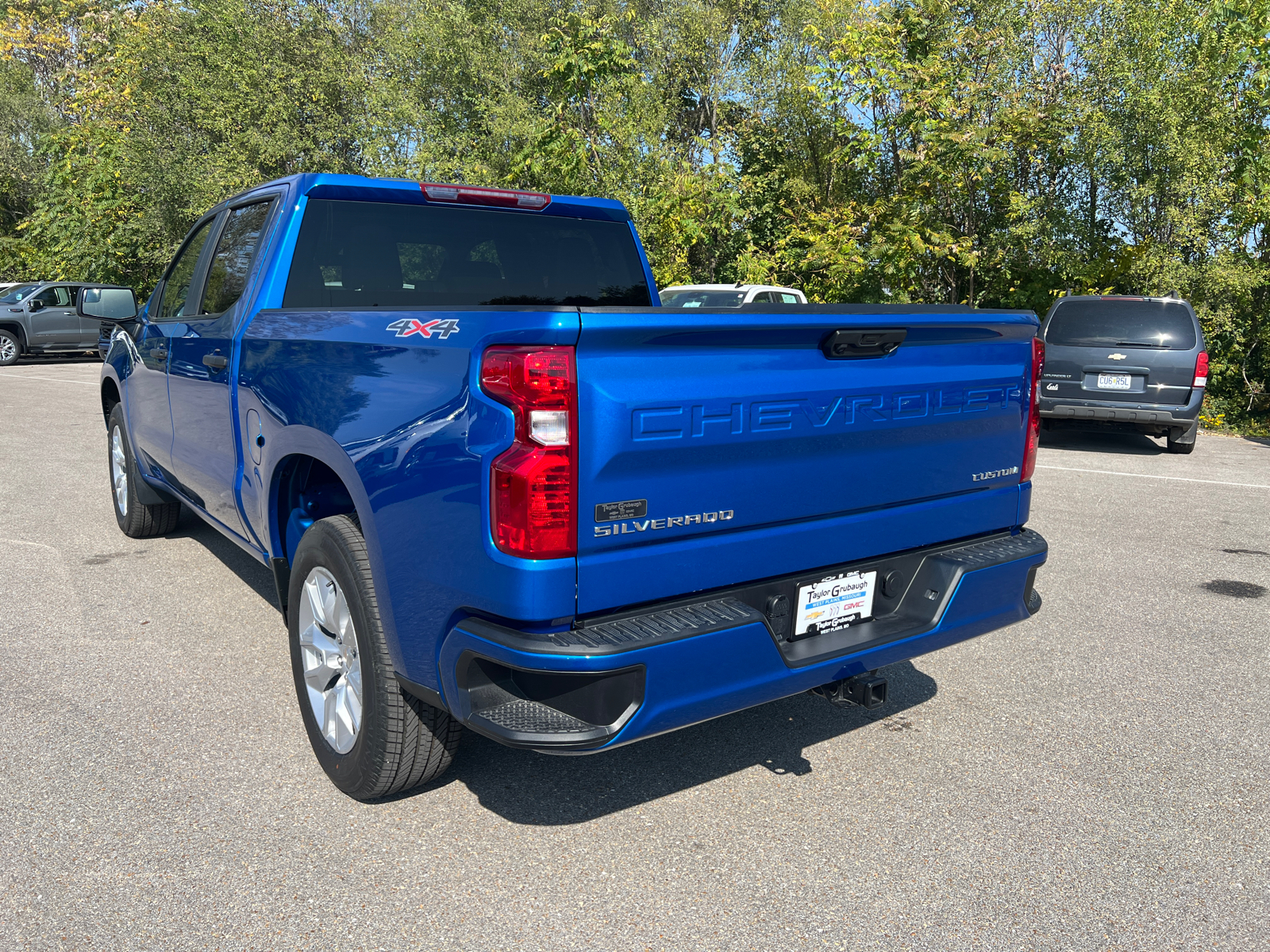 2024 Chevrolet Silverado 1500 Custom 10