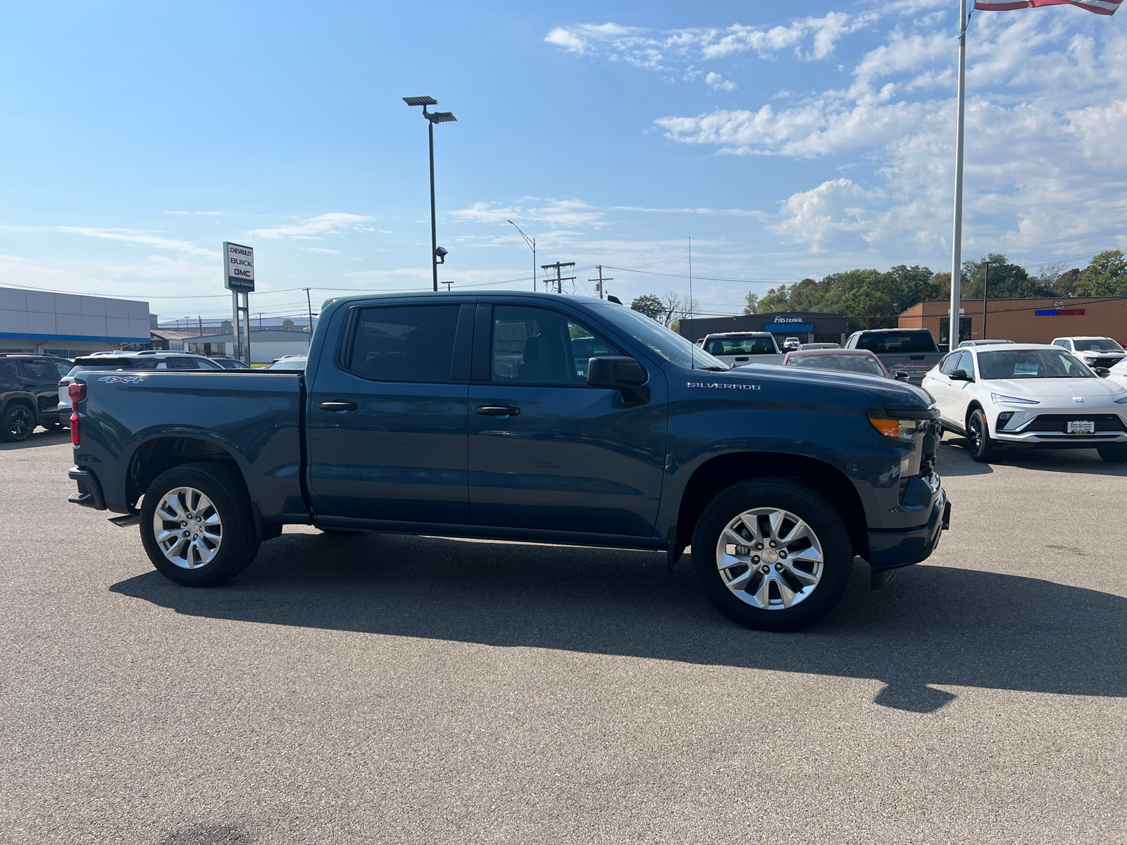 2024 Chevrolet Silverado 1500 Custom 3