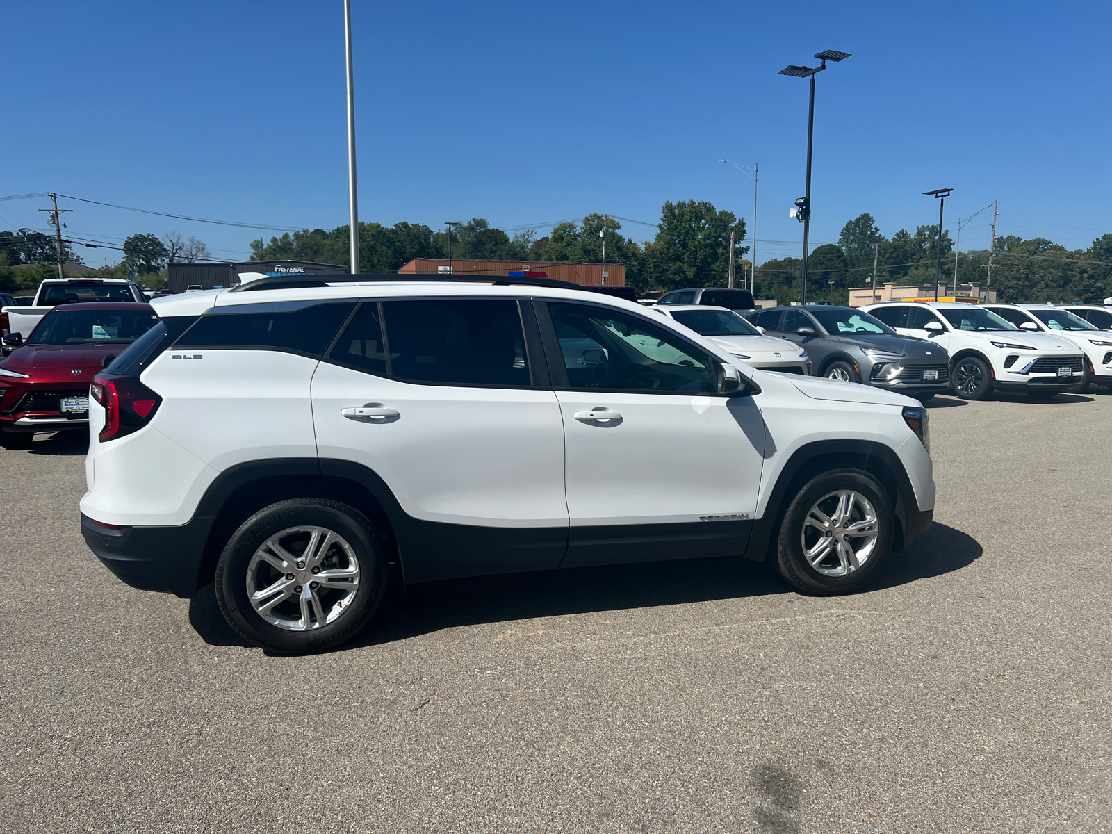 2024 GMC Terrain SLE 16