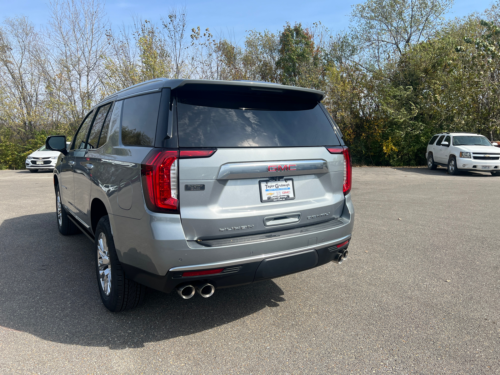 2024 GMC Yukon Denali 10