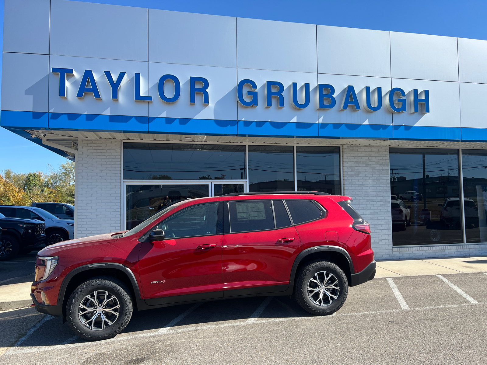 2024 GMC Acadia AWD AT4 1