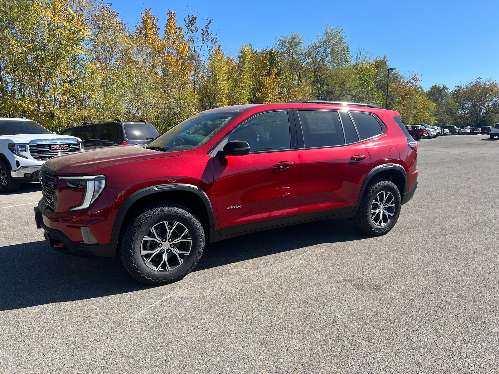 2024 GMC Acadia AWD AT4 7