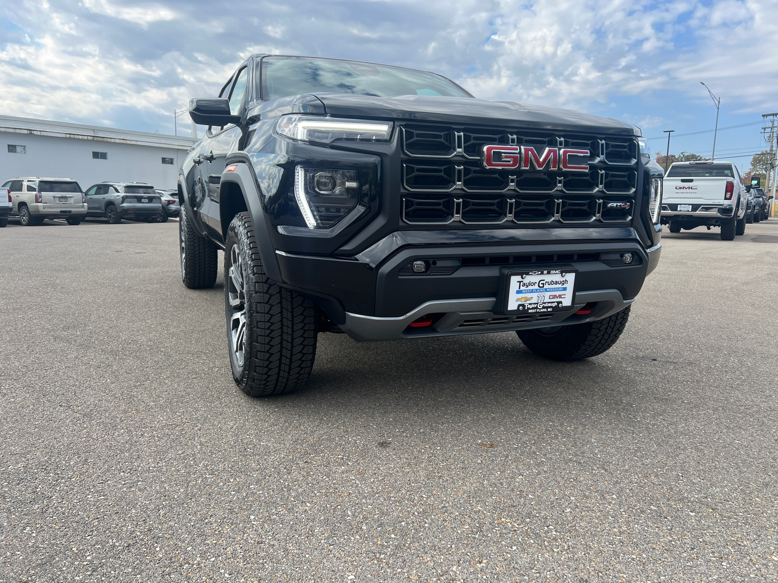 2024 GMC Canyon 4WD AT4 5