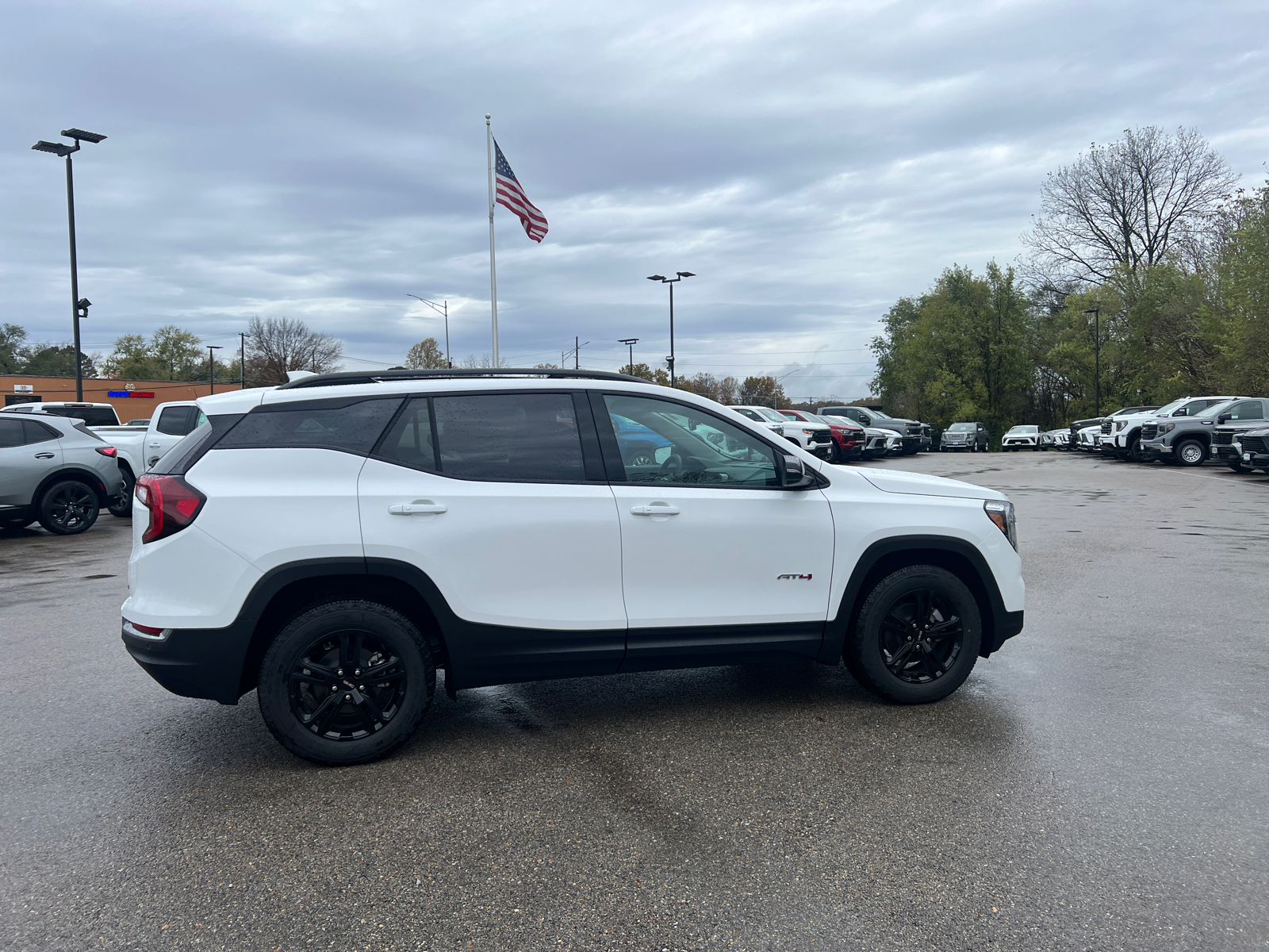 2024 GMC Terrain AT4 16