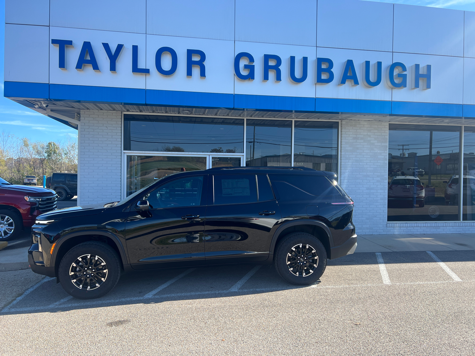 2024 Chevrolet Traverse AWD Z71 1