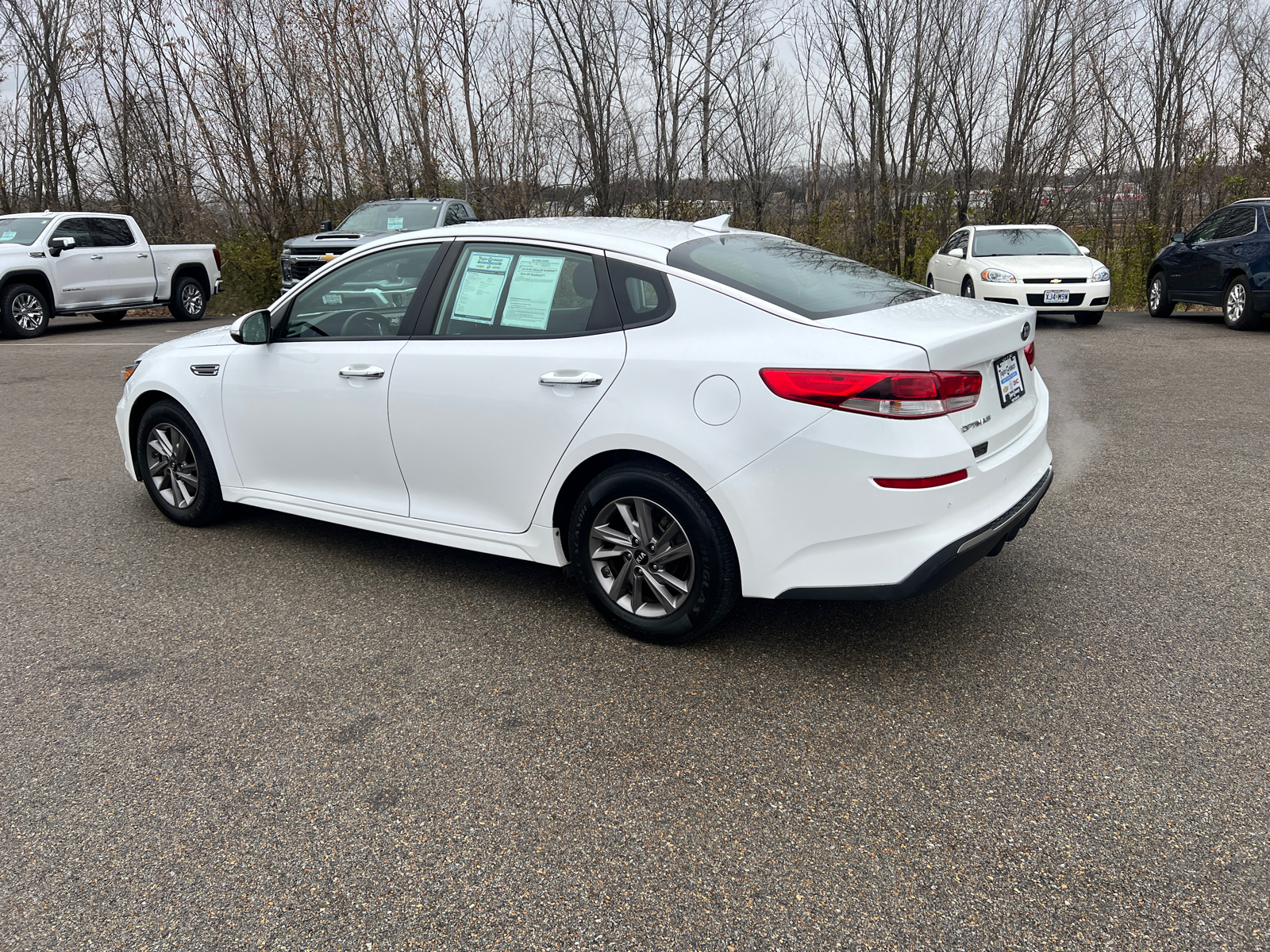 2020 Kia Optima LX 10