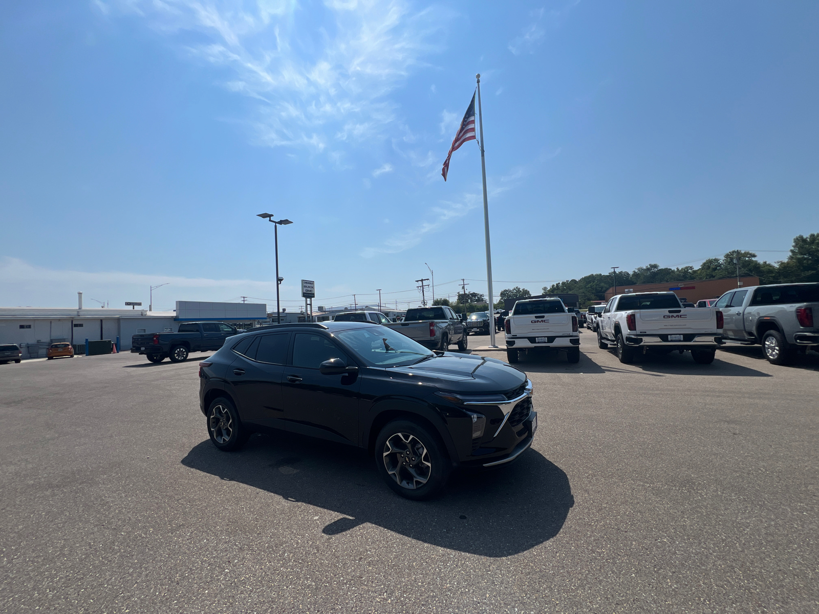 2025 Chevrolet Trax LT 2