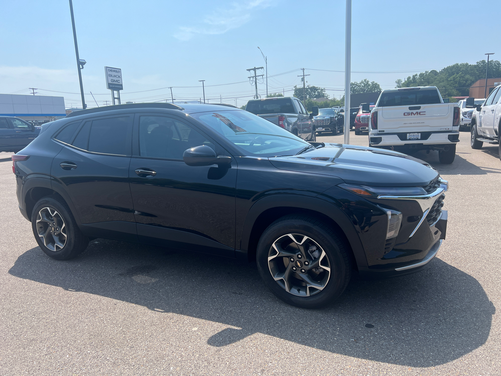 2025 Chevrolet Trax LT 3