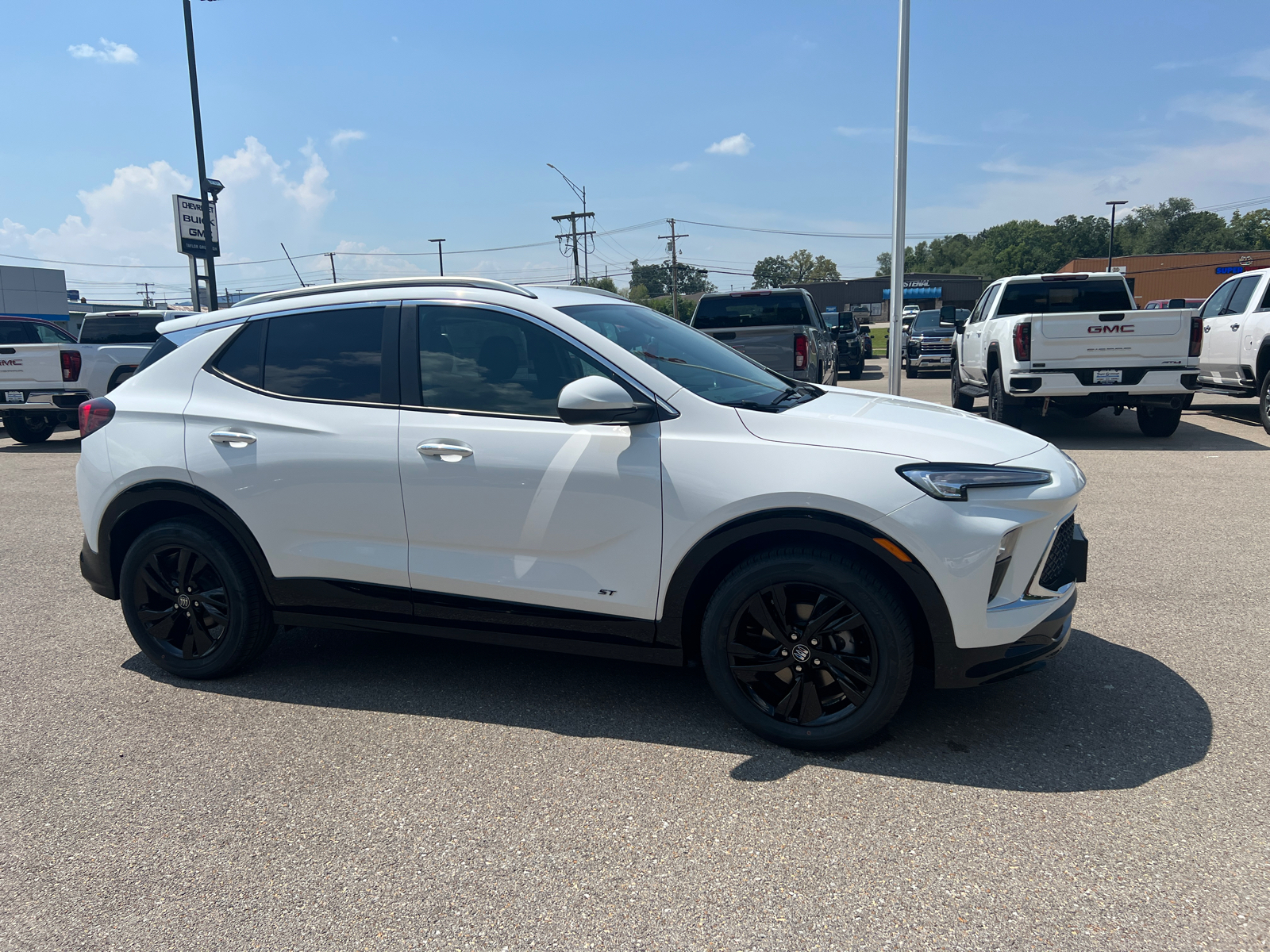 2025 Buick Encore GX Sport Touring 3