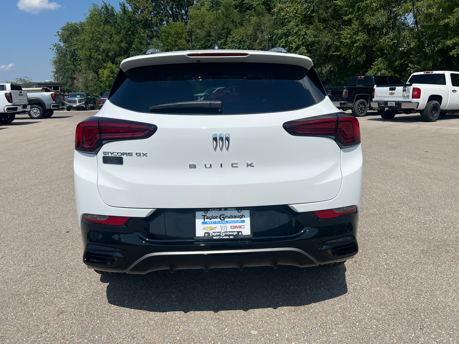 2025 Buick Encore GX Sport Touring 10