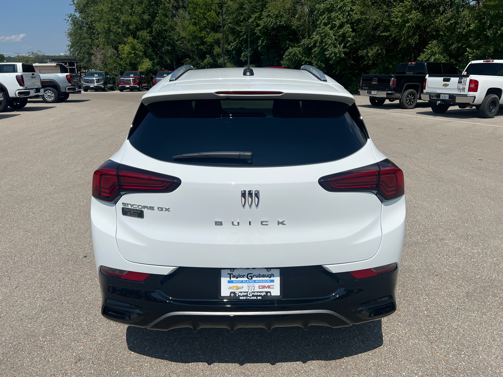 2025 Buick Encore GX Sport Touring 11