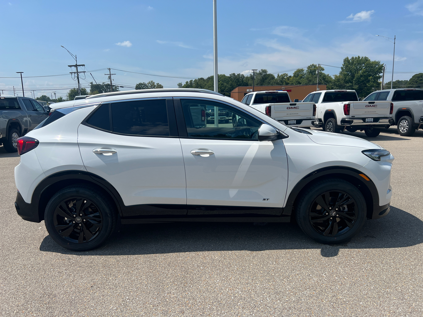 2025 Buick Encore GX Sport Touring 15