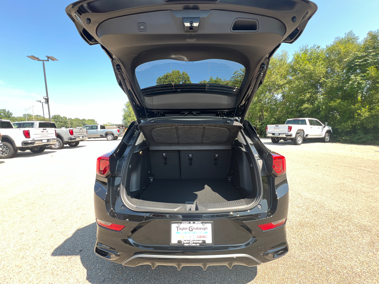 2025 Buick Encore GX Sport Touring 13