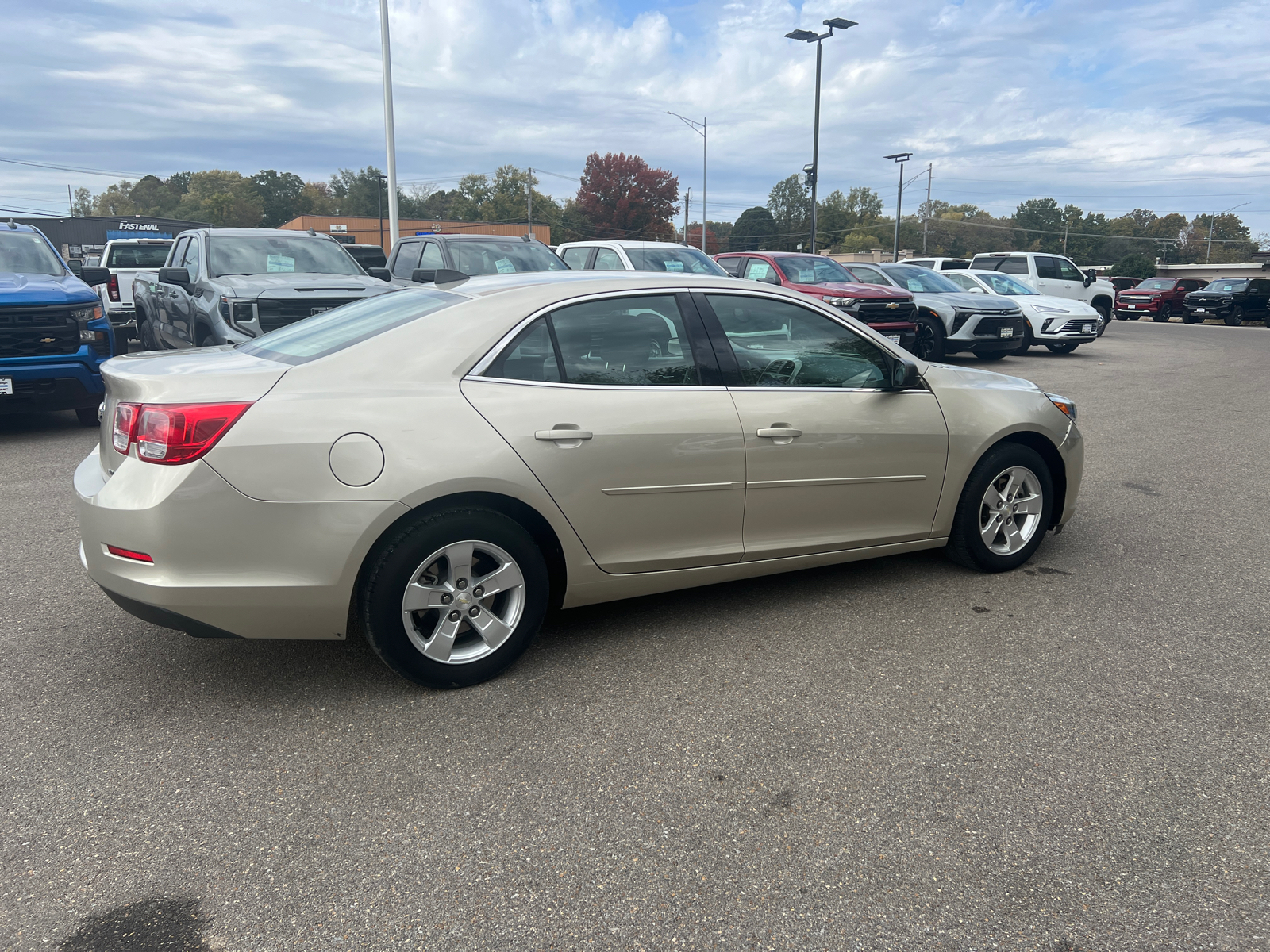 2013 Chevrolet Malibu LS 12