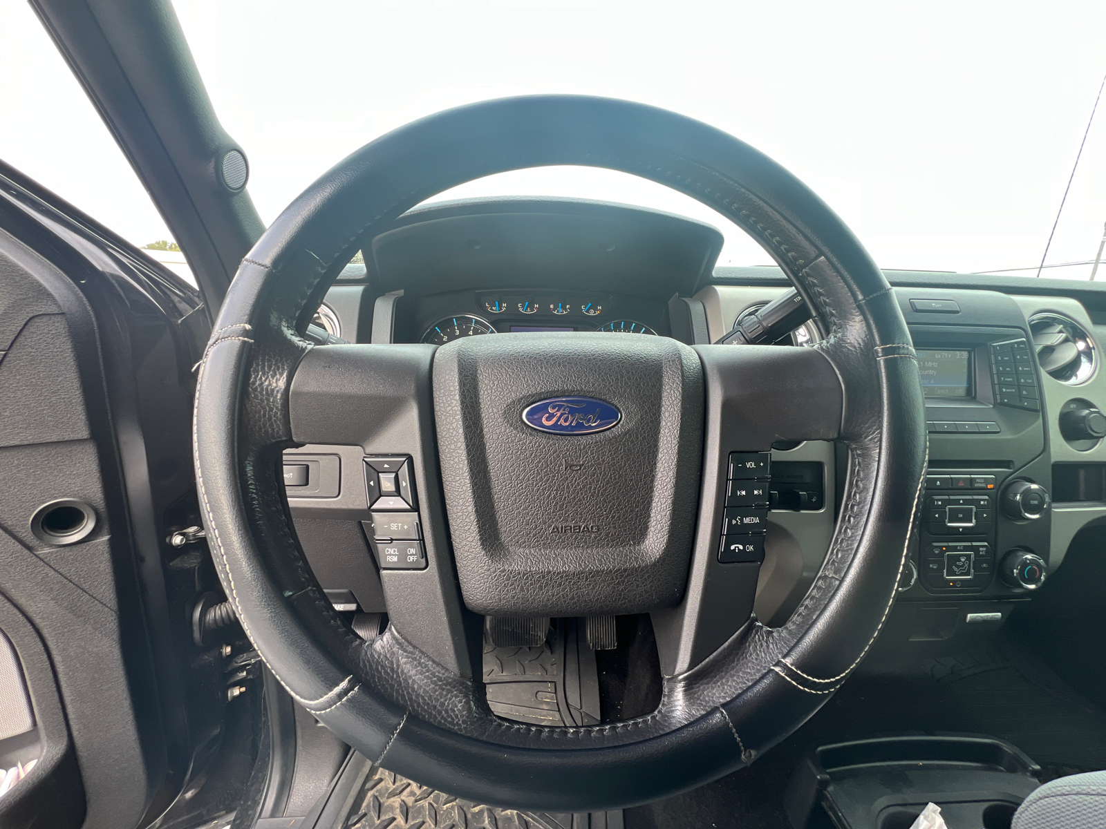 2013 Ford F-150  15