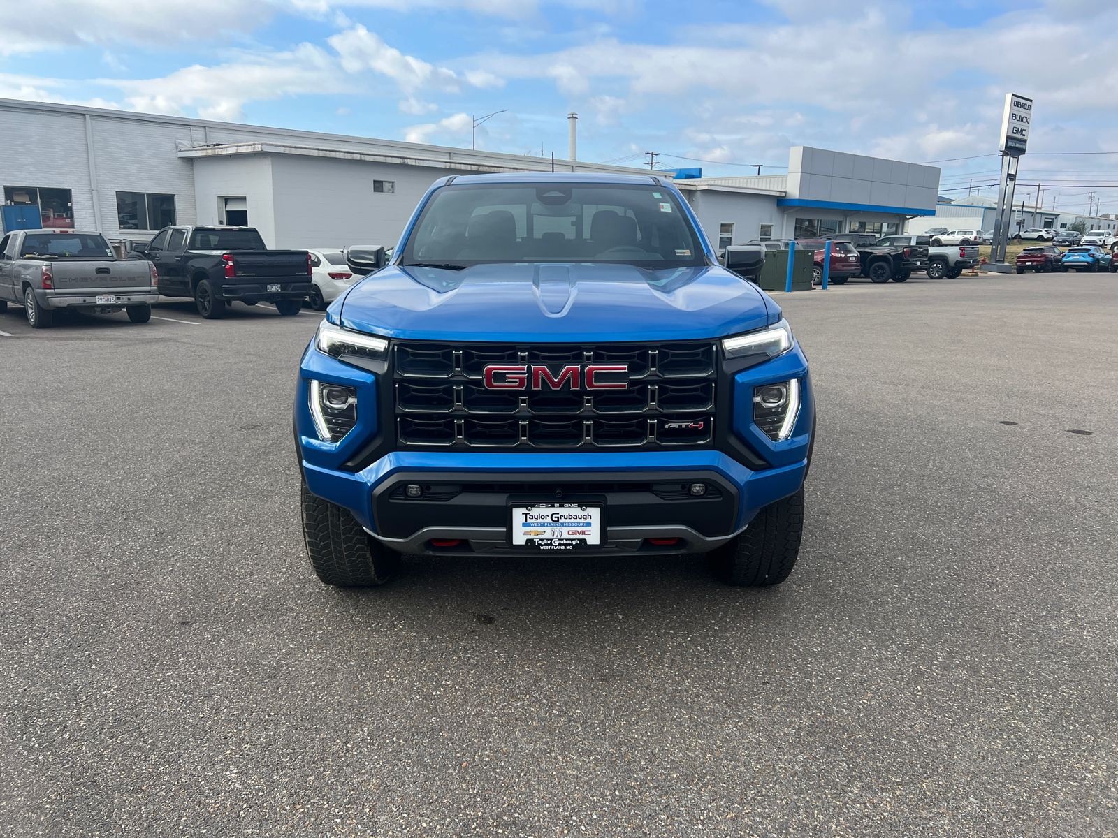 2024 GMC Canyon 4WD AT4 7