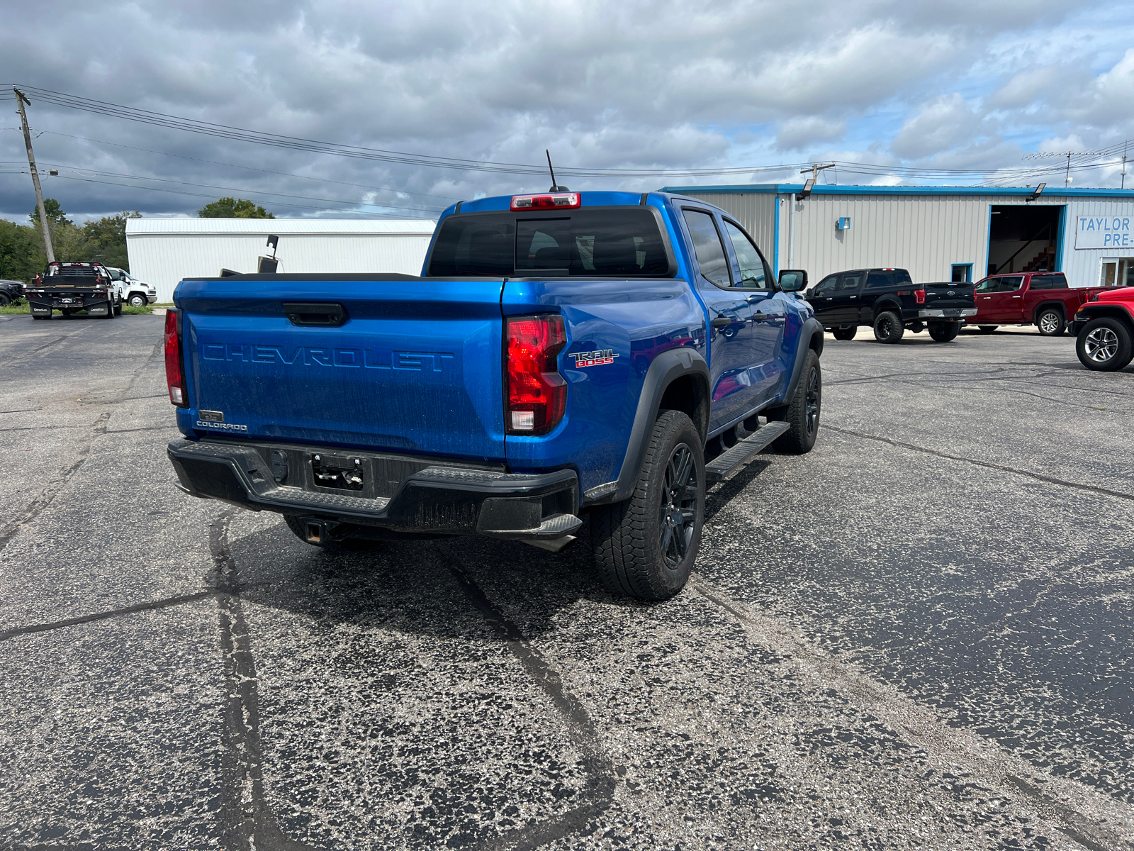 2023 Chevrolet Colorado 4WD Trail Boss 8