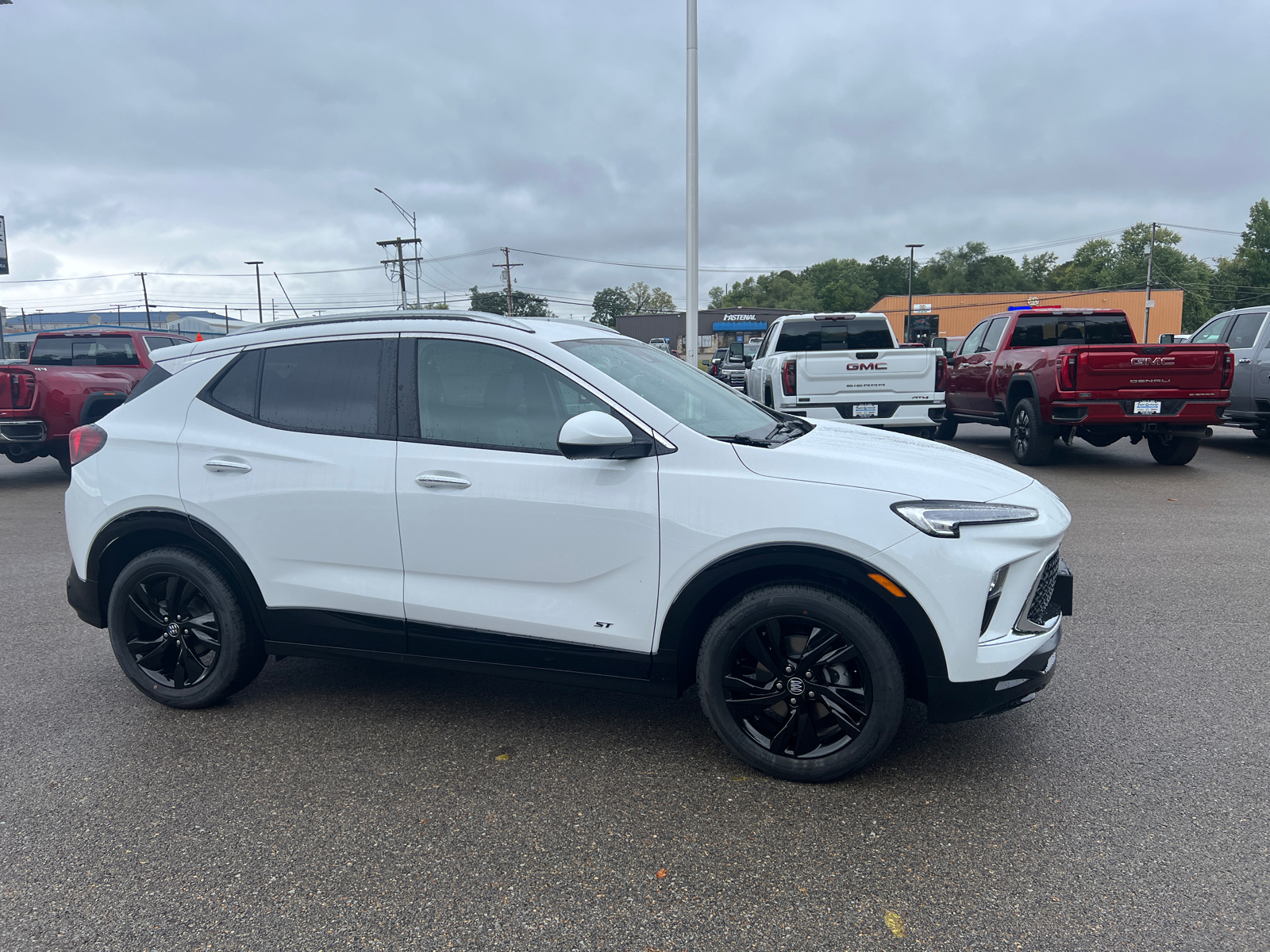 2025 Buick Encore GX Sport Touring 3