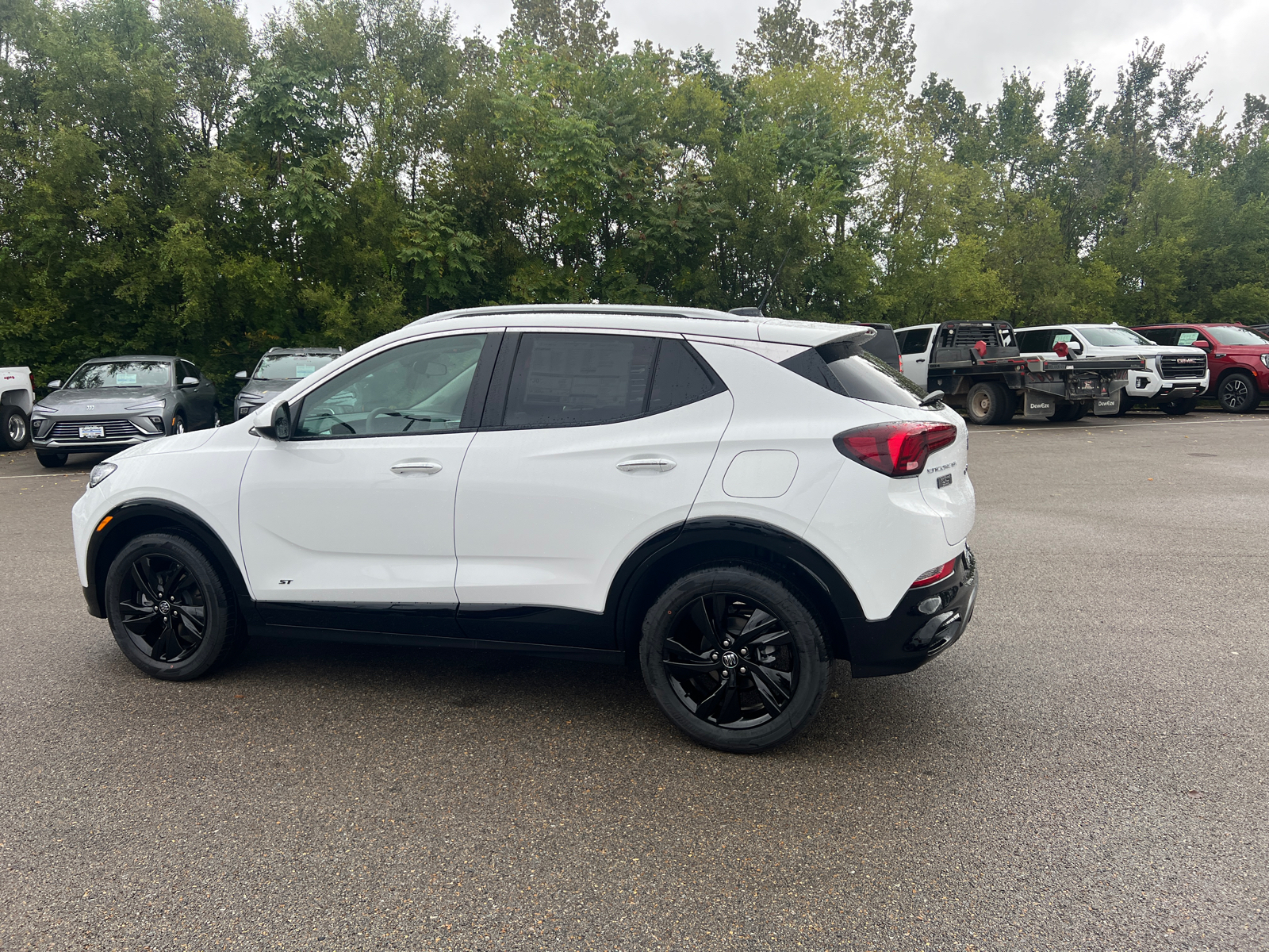 2025 Buick Encore GX Sport Touring 9