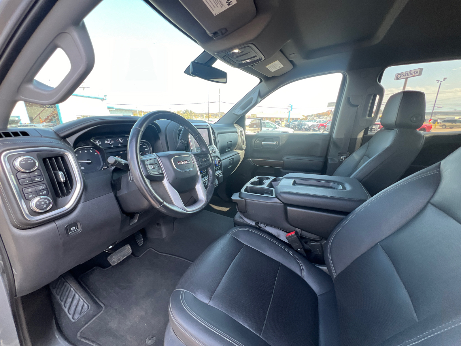 2021 GMC Sierra 1500 SLT 11