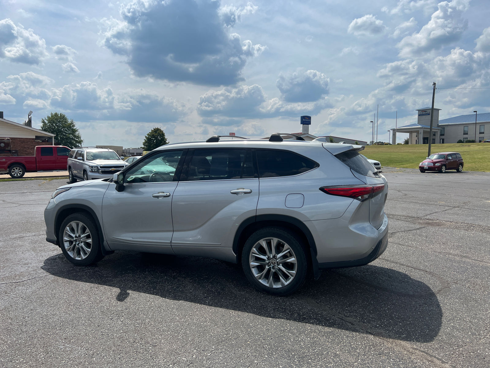 2021 Toyota Highlander  4