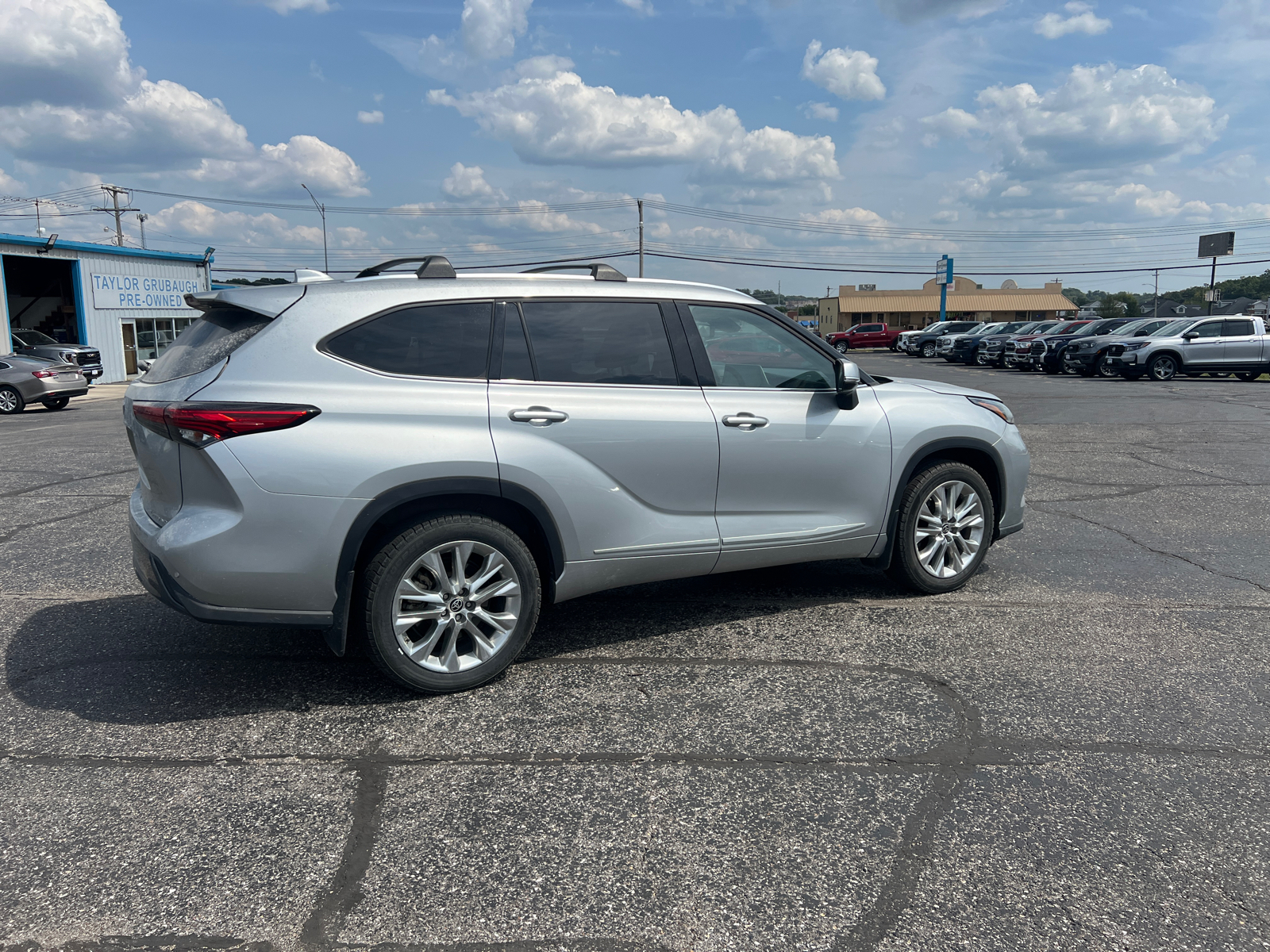 2021 Toyota Highlander  6