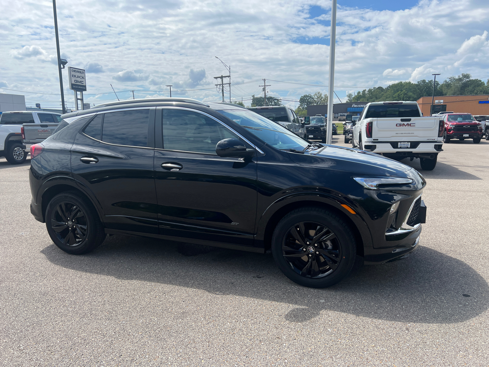 2025 Buick Encore GX Sport Touring 3