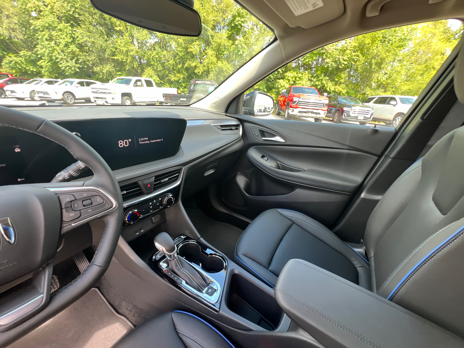 2025 Buick Encore GX Sport Touring 16