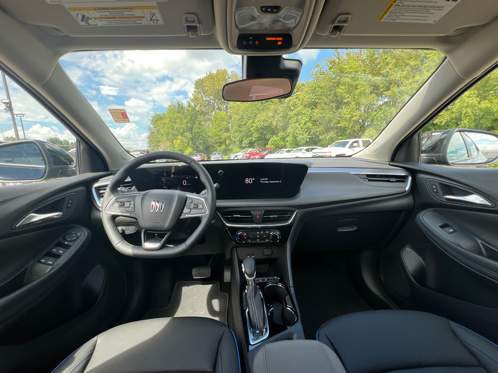 2025 Buick Encore GX Sport Touring 27