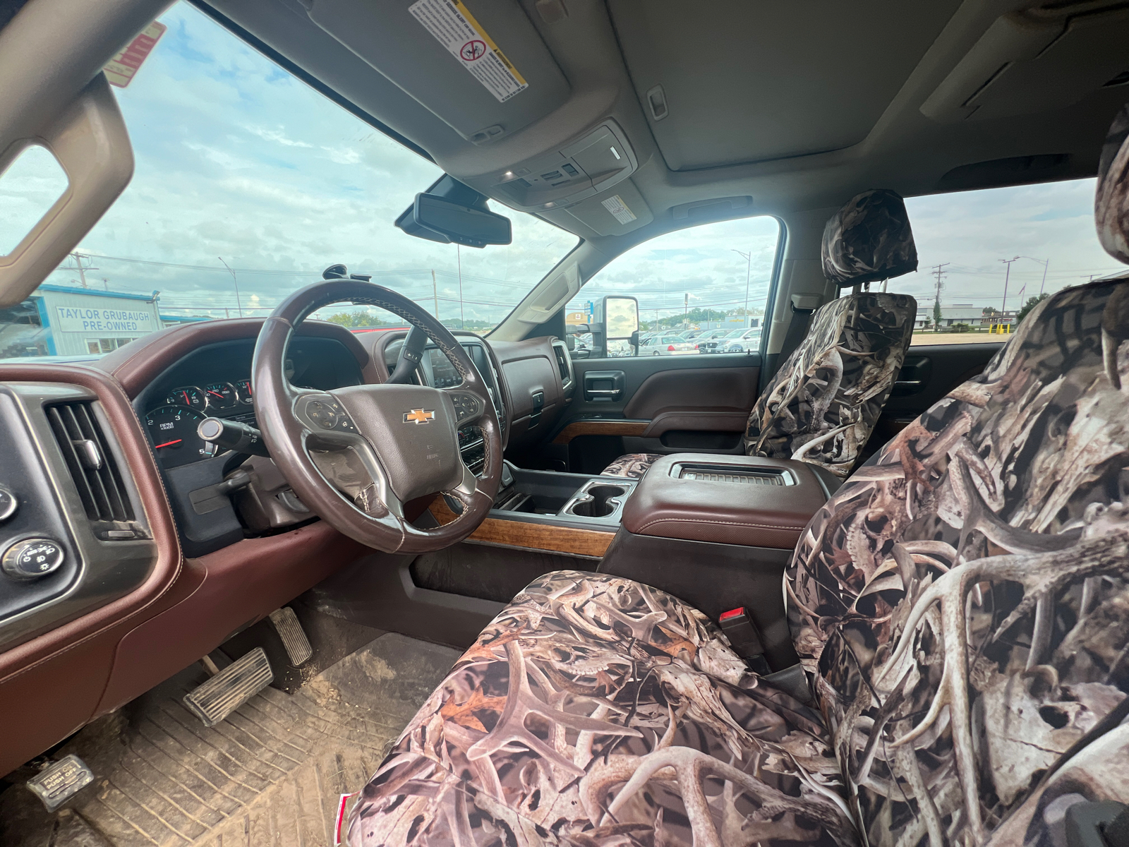 2019 Chevrolet Silverado 3500HD High Country 8