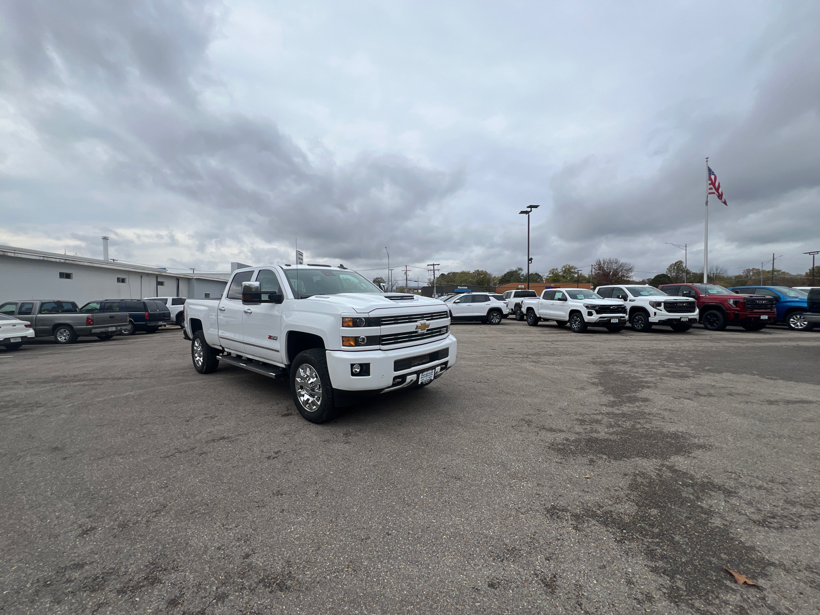 2019 Chevrolet Silverado 3500HD LTZ 2