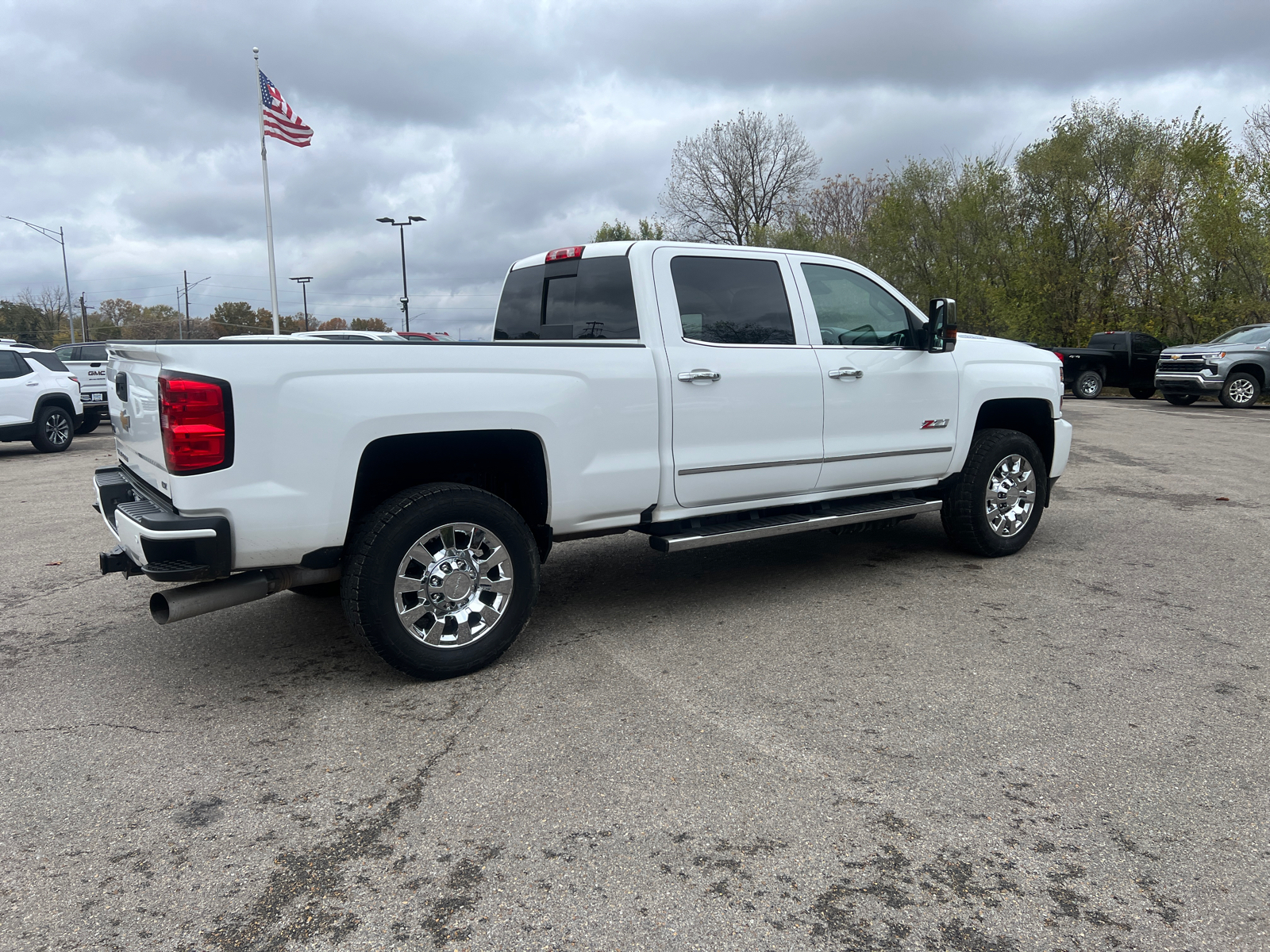 2019 Chevrolet Silverado 3500HD LTZ 13