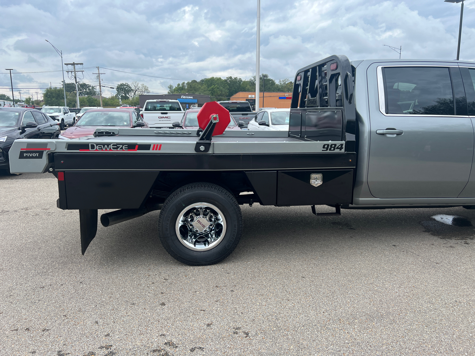 2025 GMC Sierra 3500HD CC SLE 15