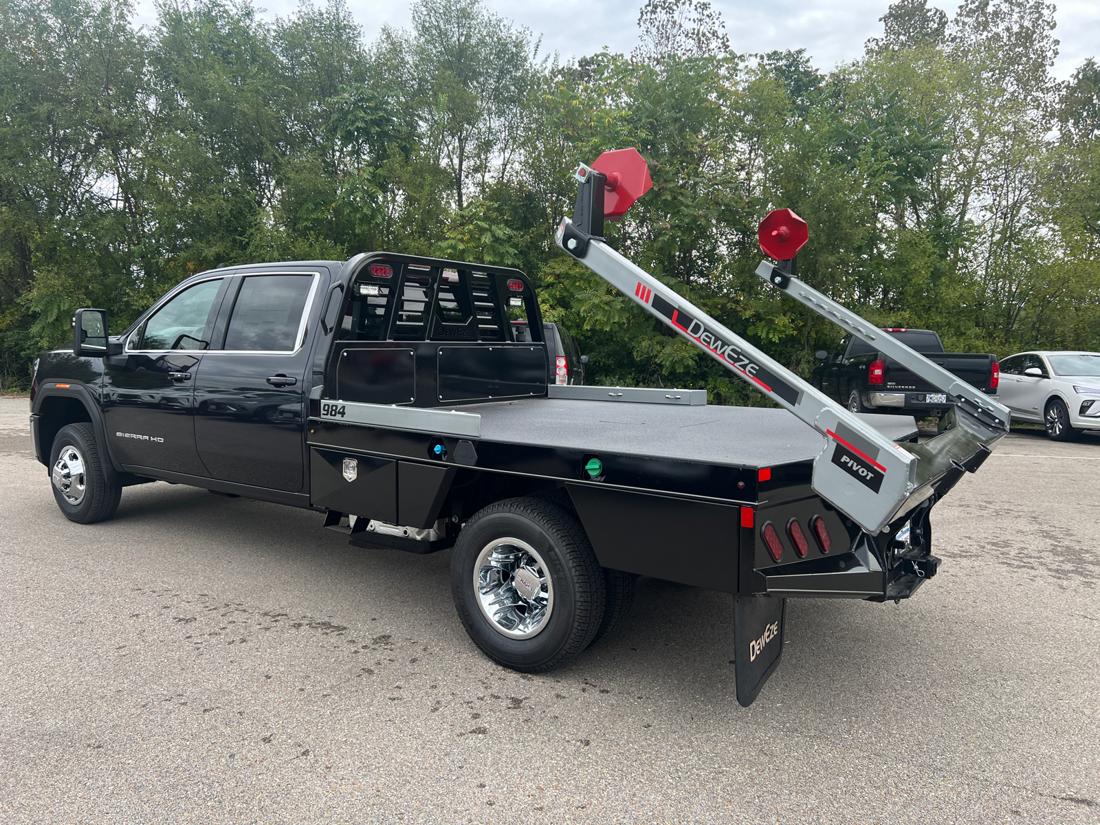 2025 GMC Sierra 3500HD CC SLE 12