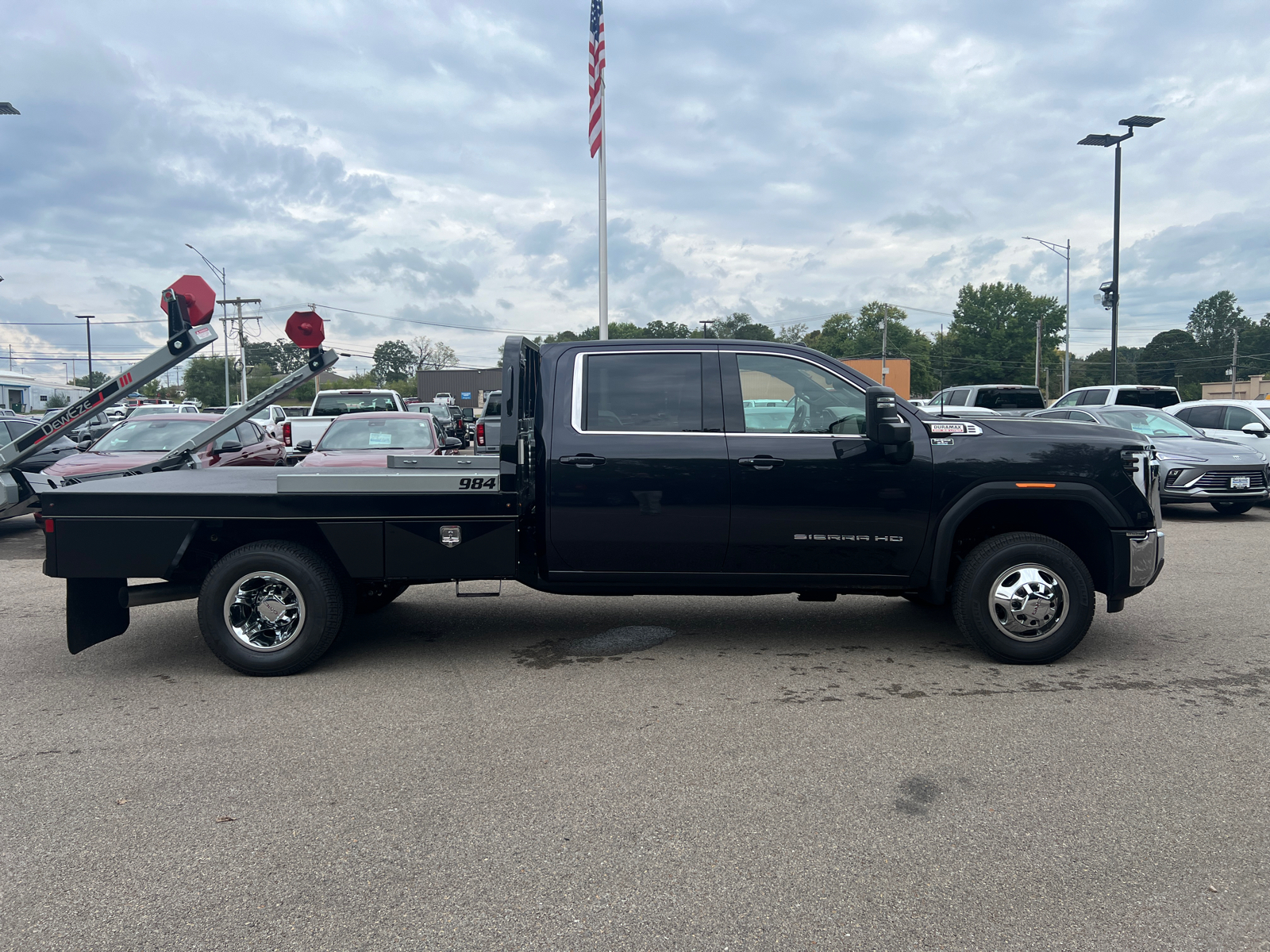 2025 GMC Sierra 3500HD CC SLE 18