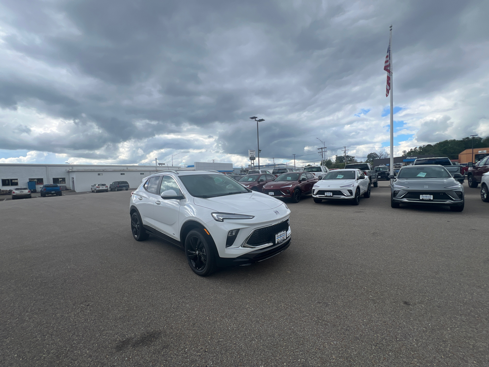 2025 Buick Encore GX Sport Touring 2