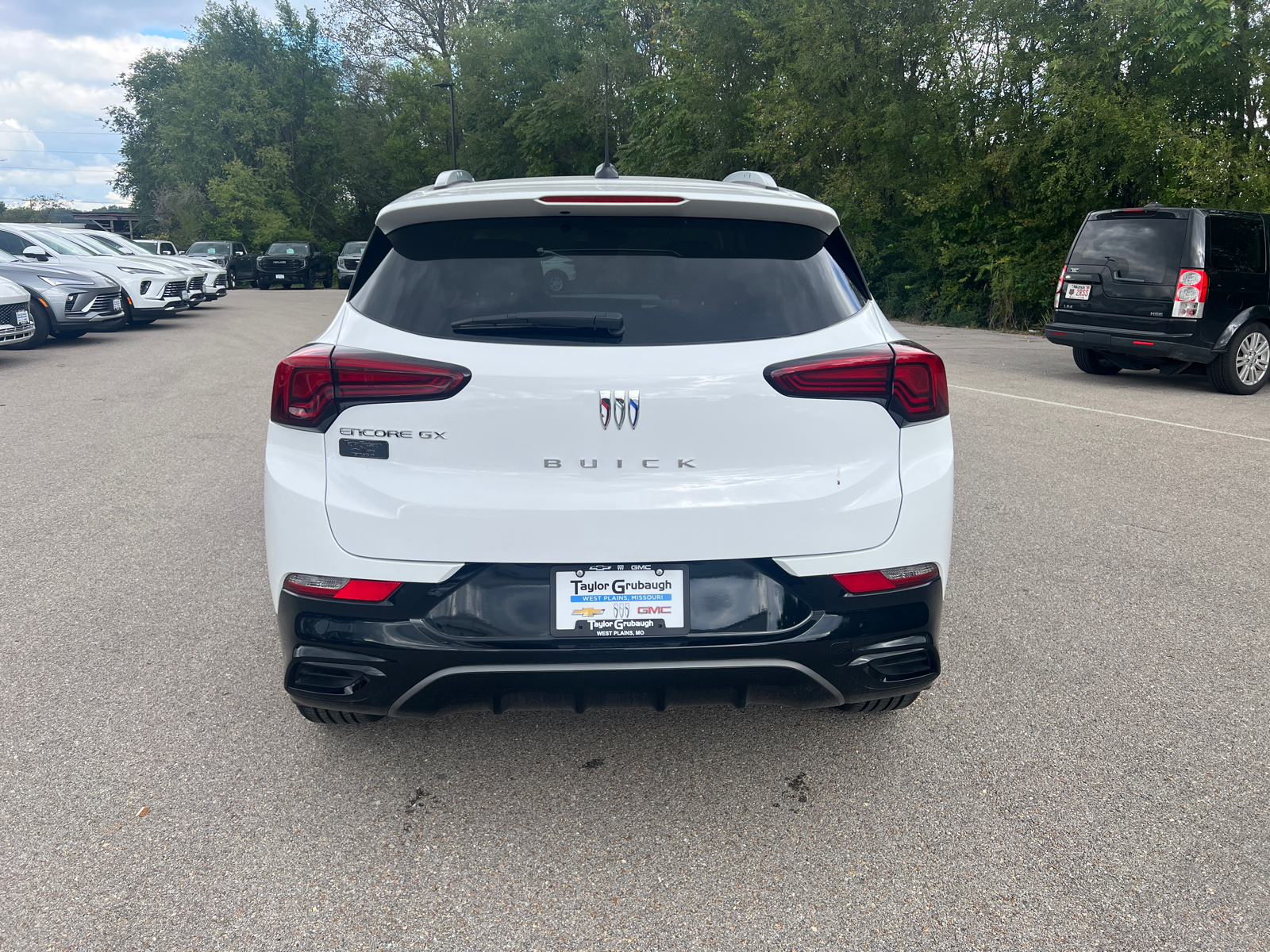 2025 Buick Encore GX Sport Touring 11