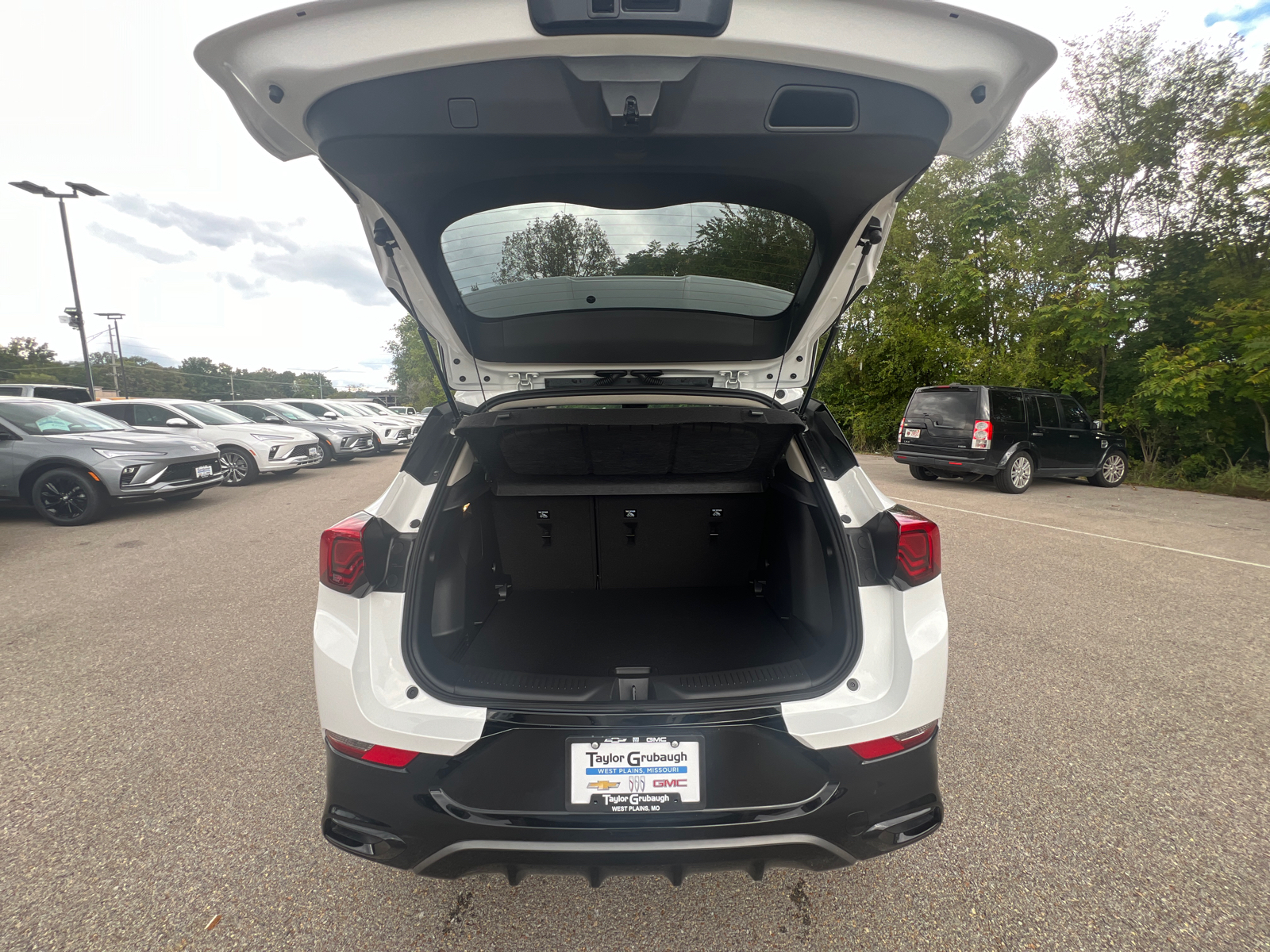 2025 Buick Encore GX Sport Touring 13