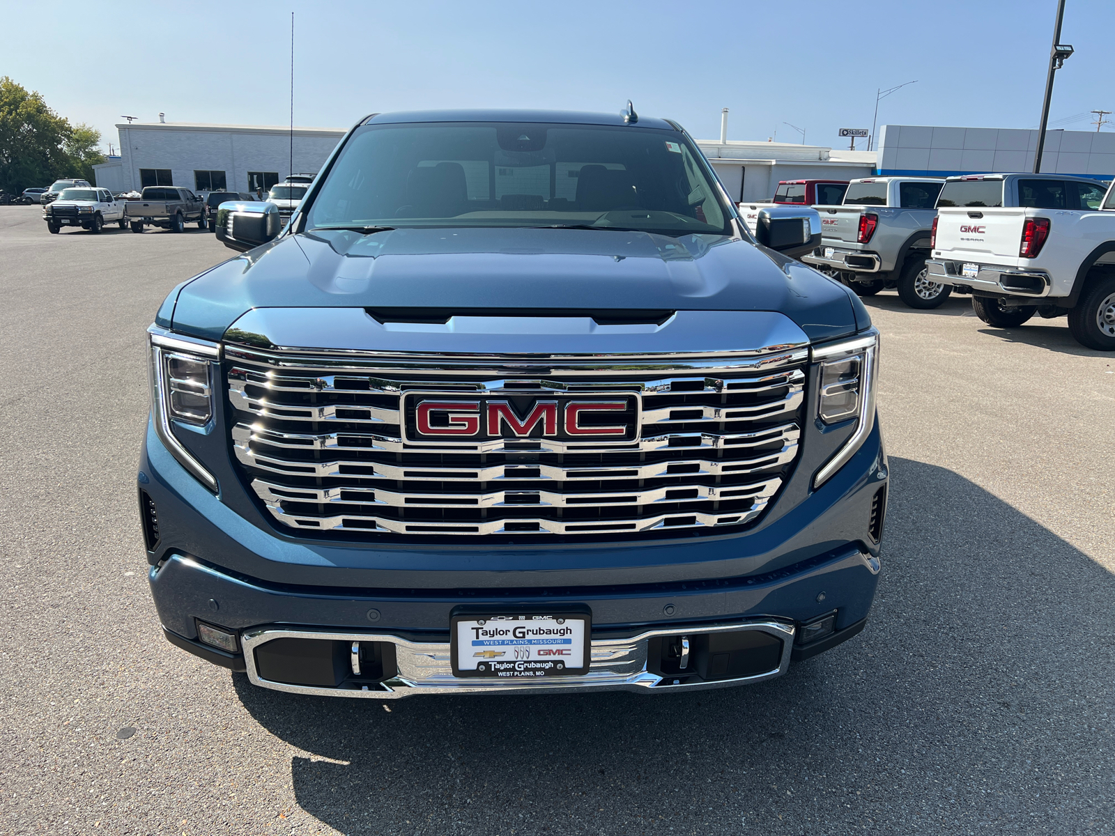 2025 GMC Sierra 1500 Denali 6