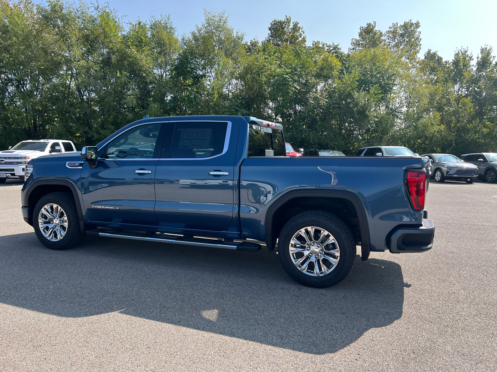 2025 GMC Sierra 1500 Denali 9