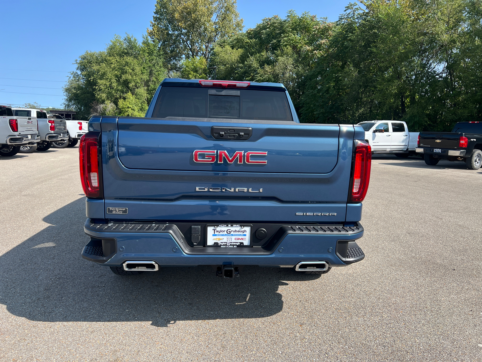 2025 GMC Sierra 1500 Denali 10