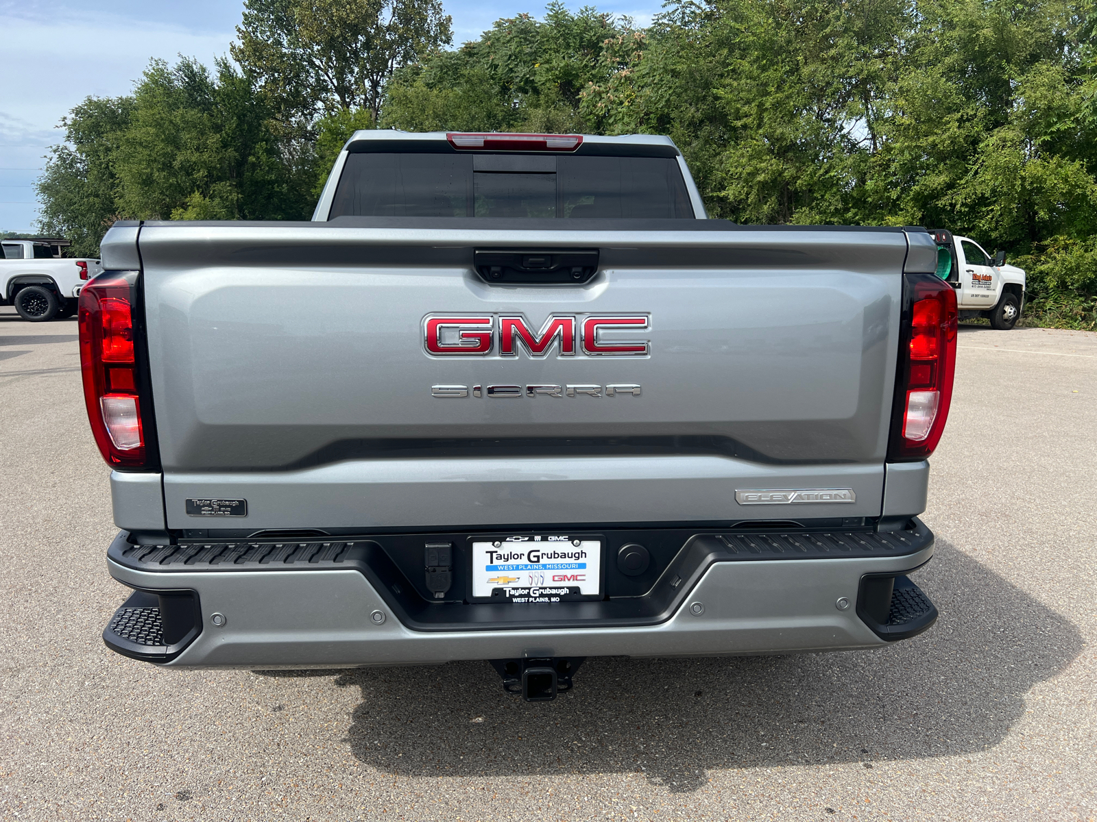 2025 GMC Sierra 1500 Elevation 10