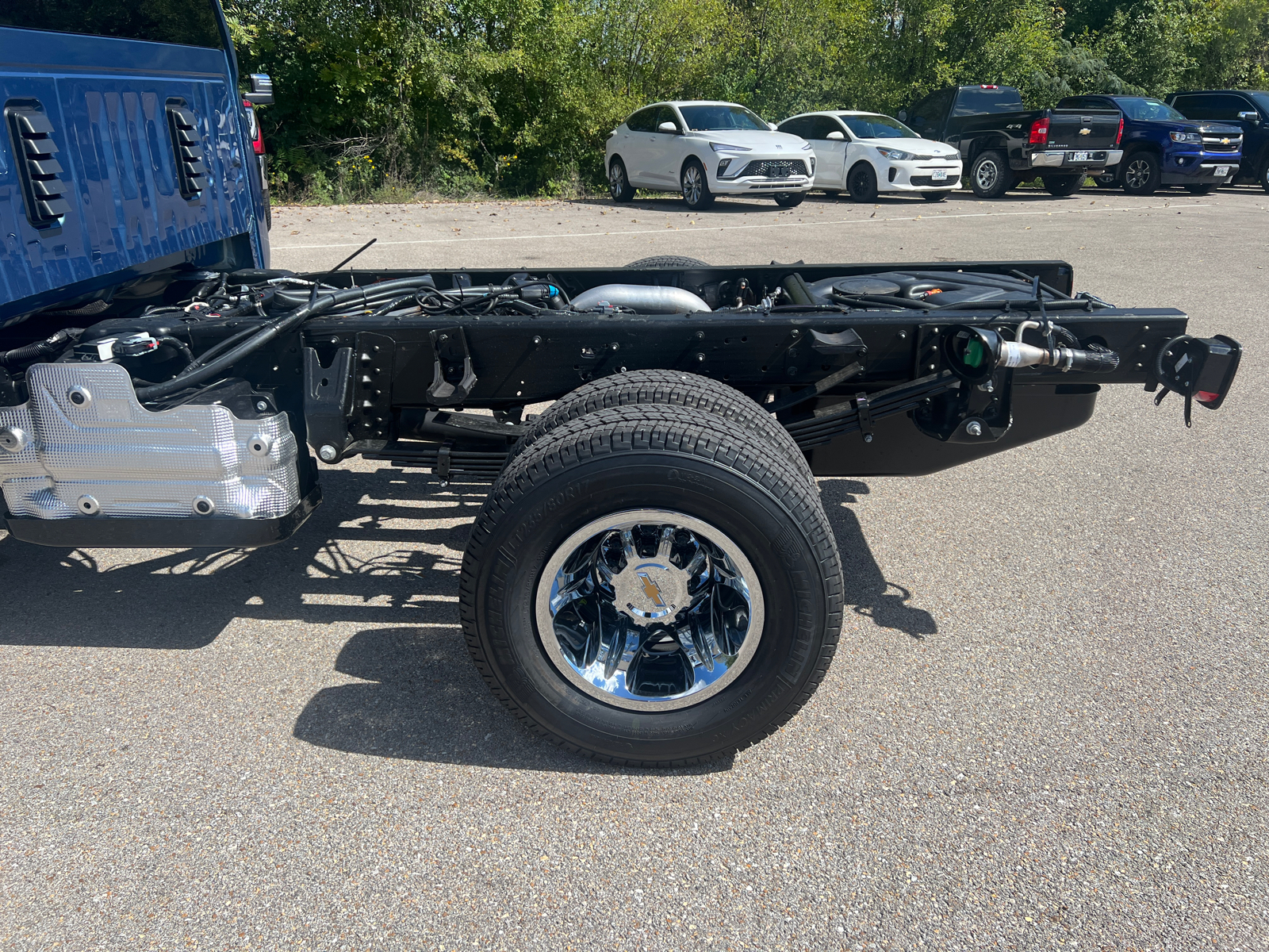 2025 Chevrolet Silverado 3500HD CC LT 11