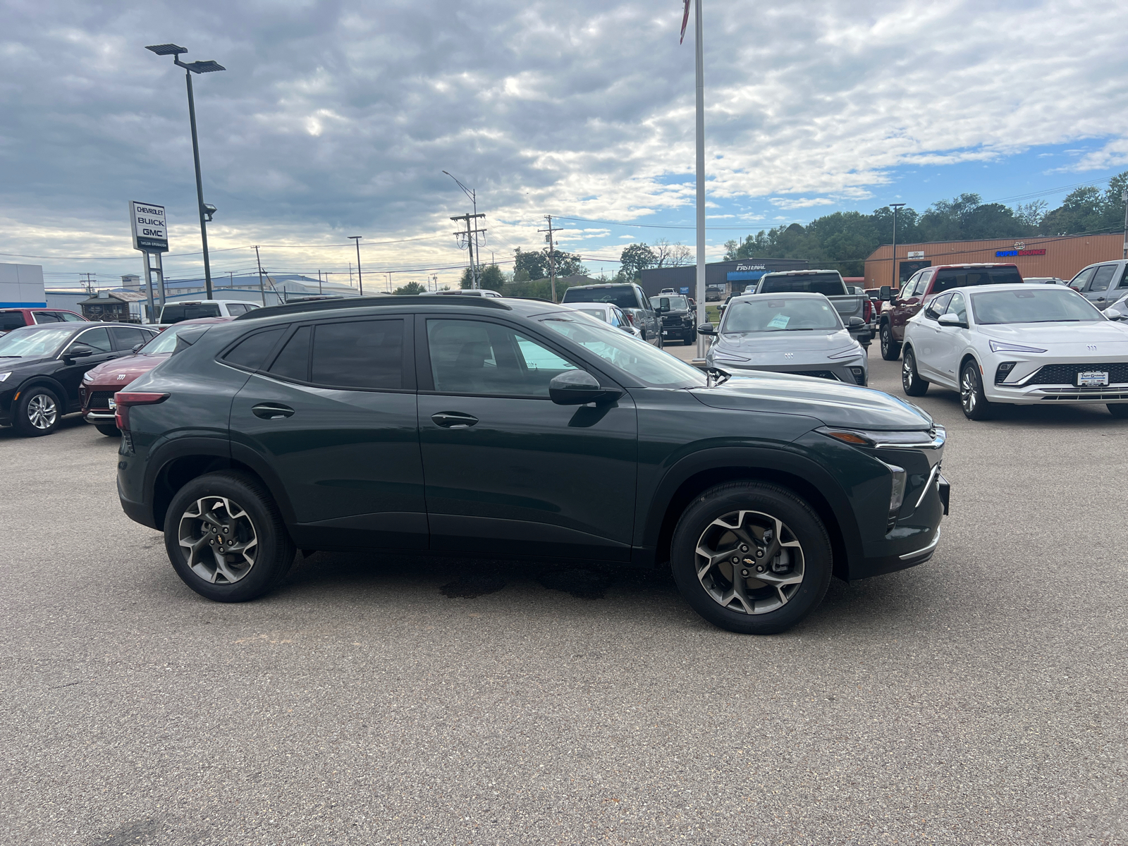 2025 Chevrolet Trax LT 3